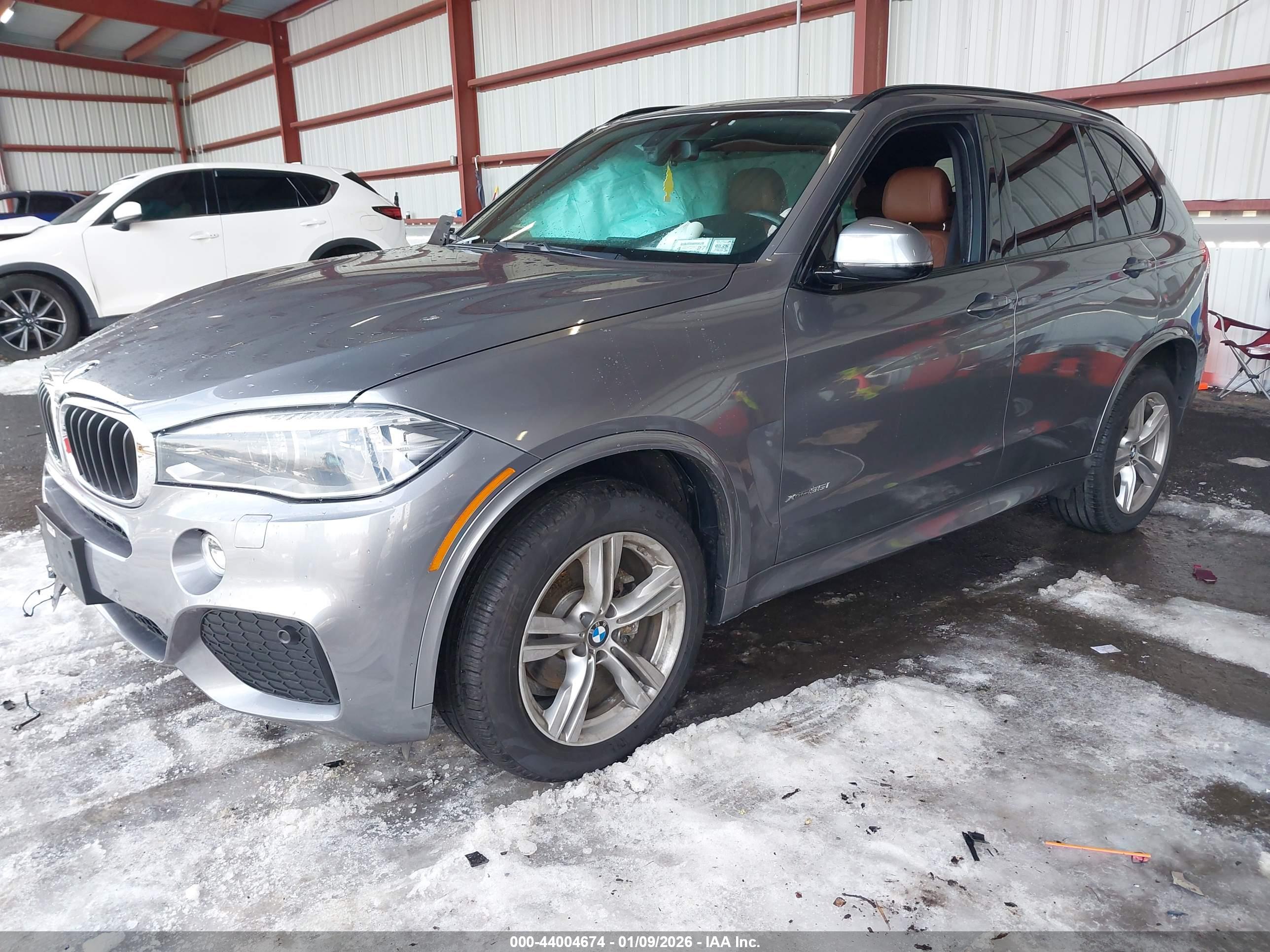 BMW X5 image 2