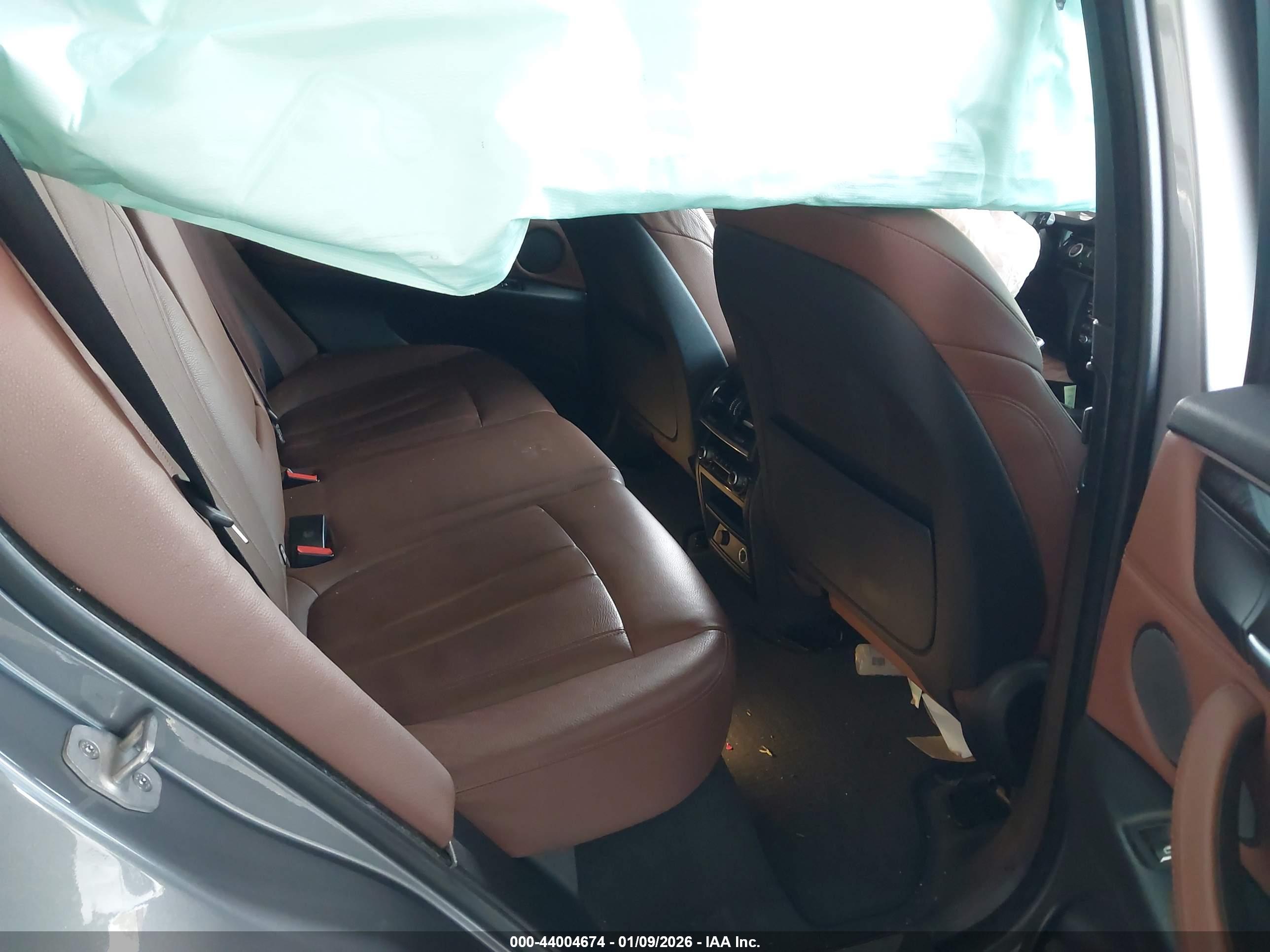 BMW X5 image 8