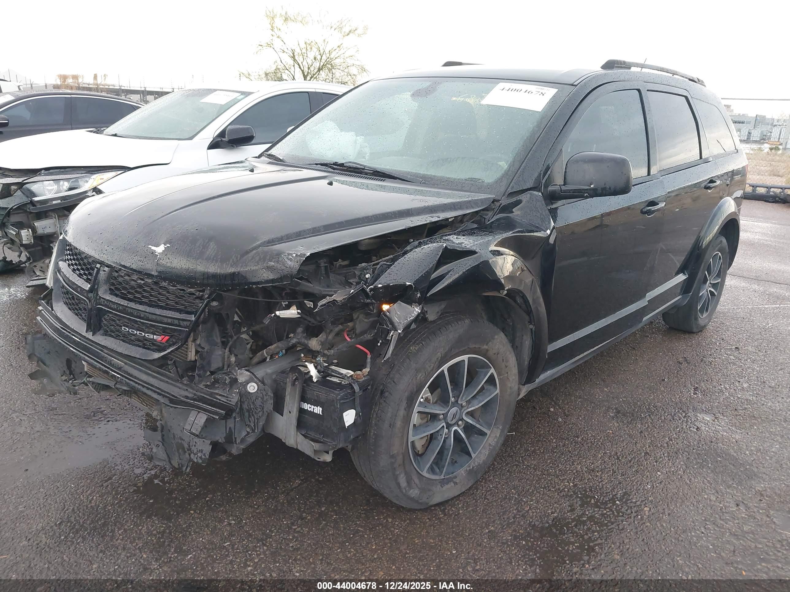 DODGE JOURNEY image 2
