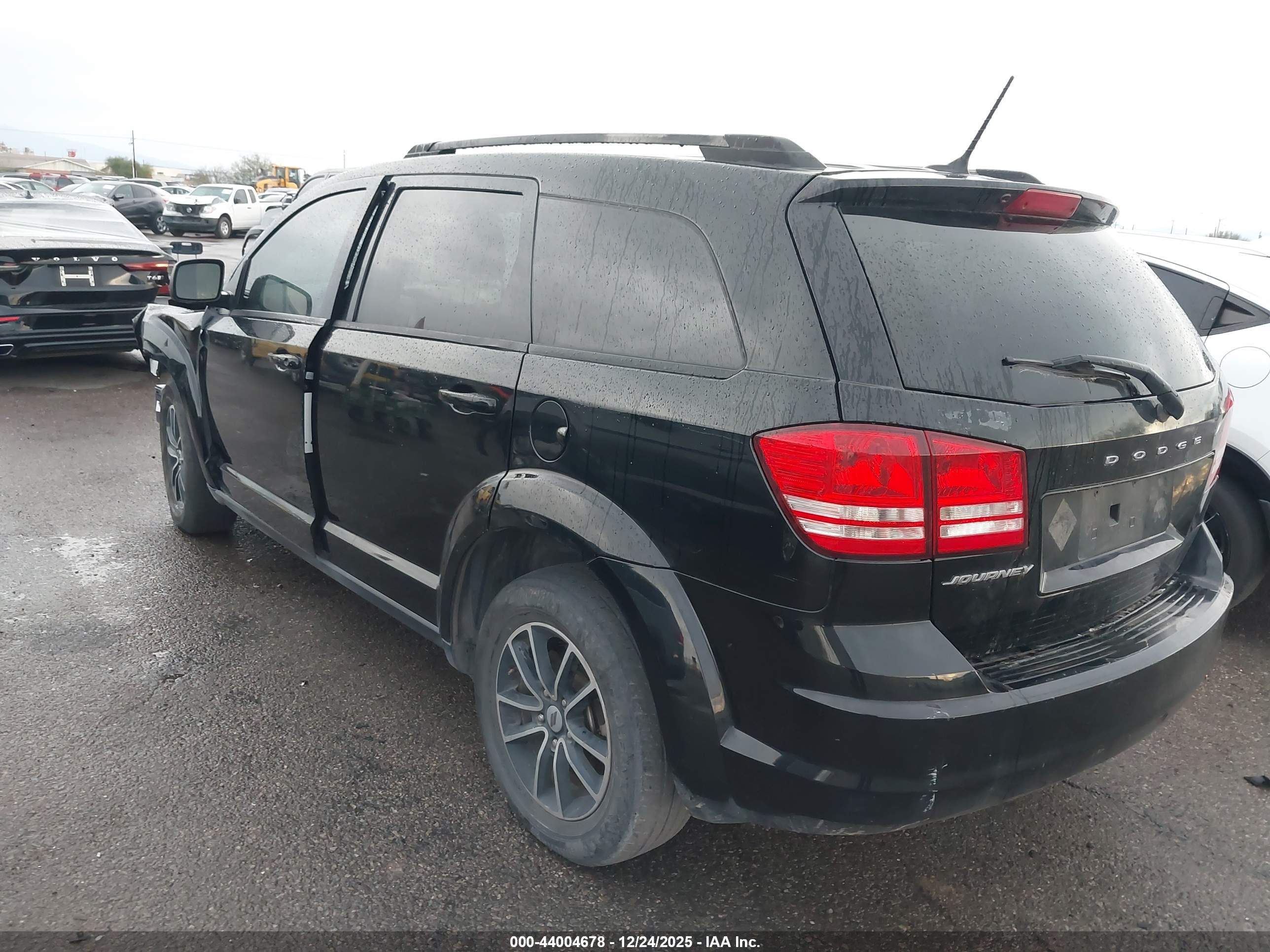 DODGE JOURNEY image 3