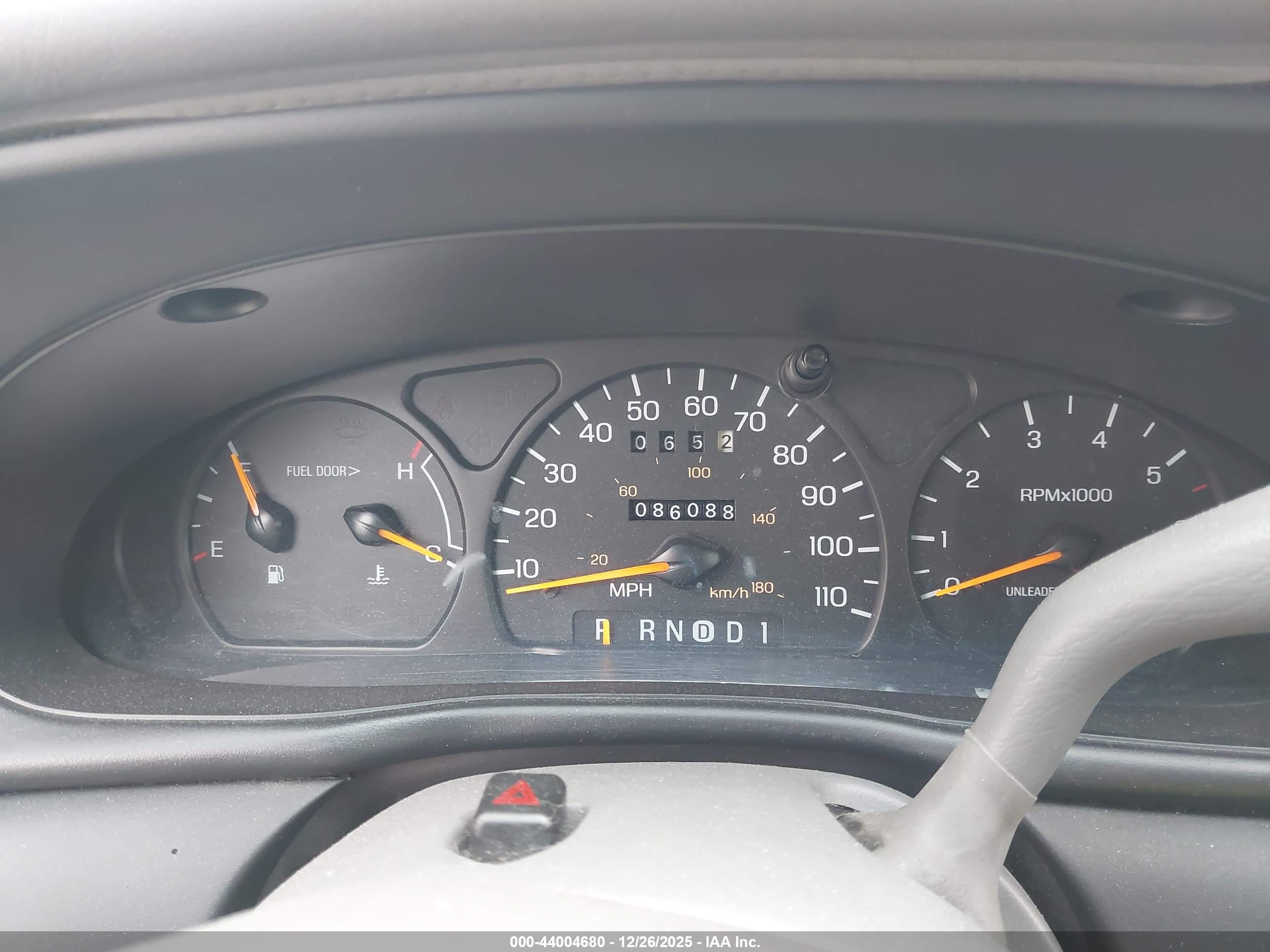 FORD TAURUS image 7