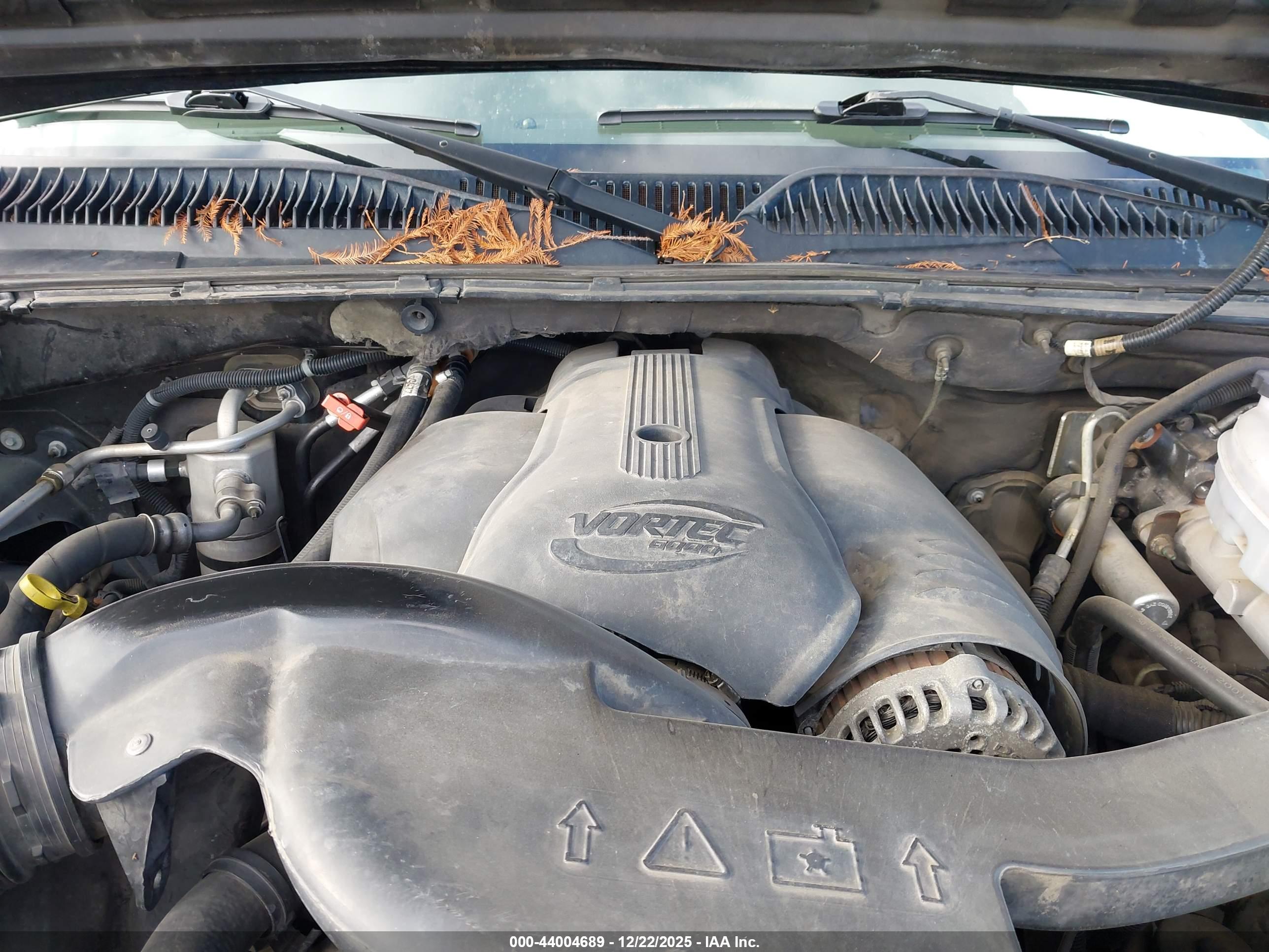 CADILLAC ESCALADE image 10