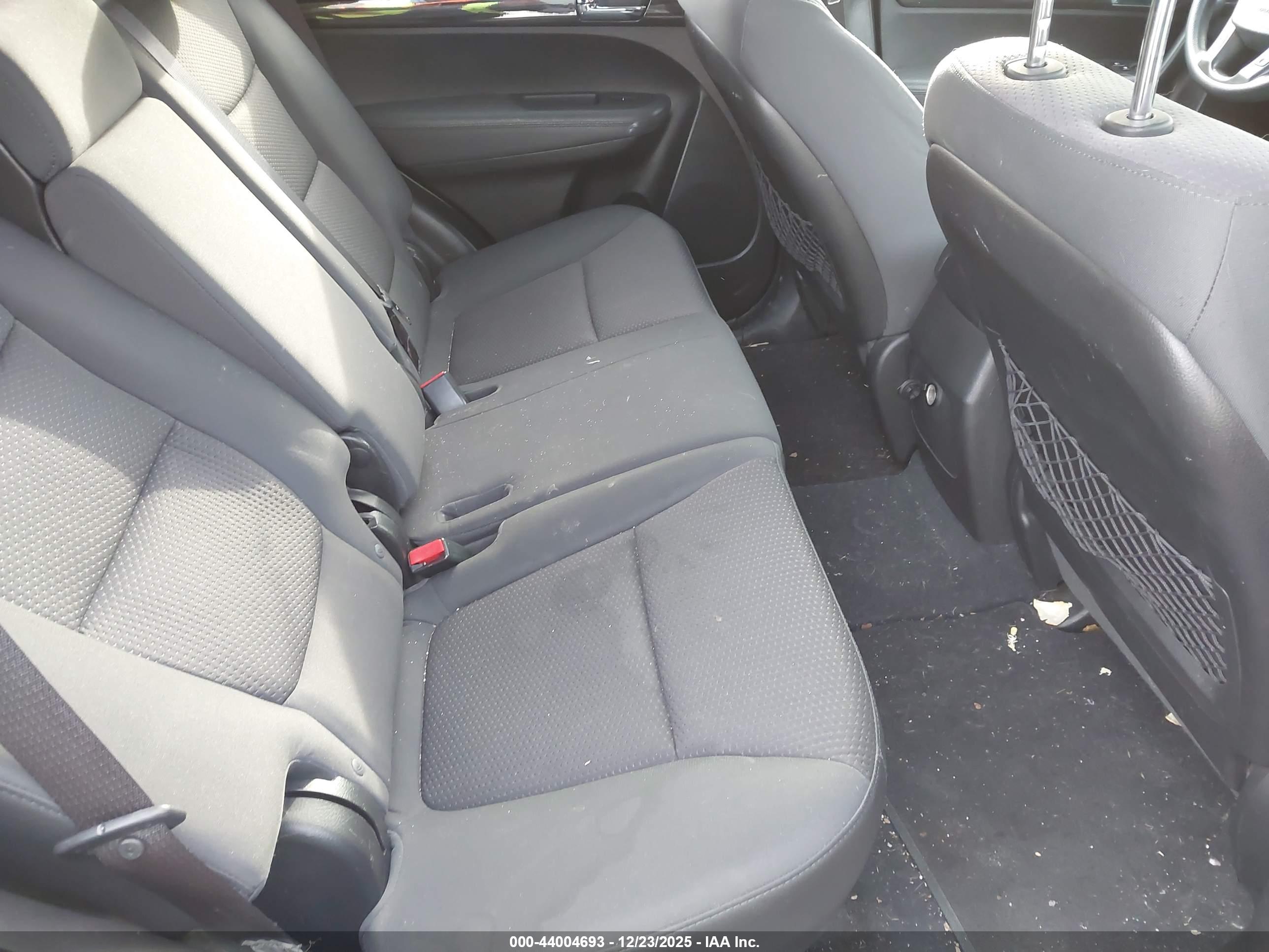 KIA SORENTO image 8