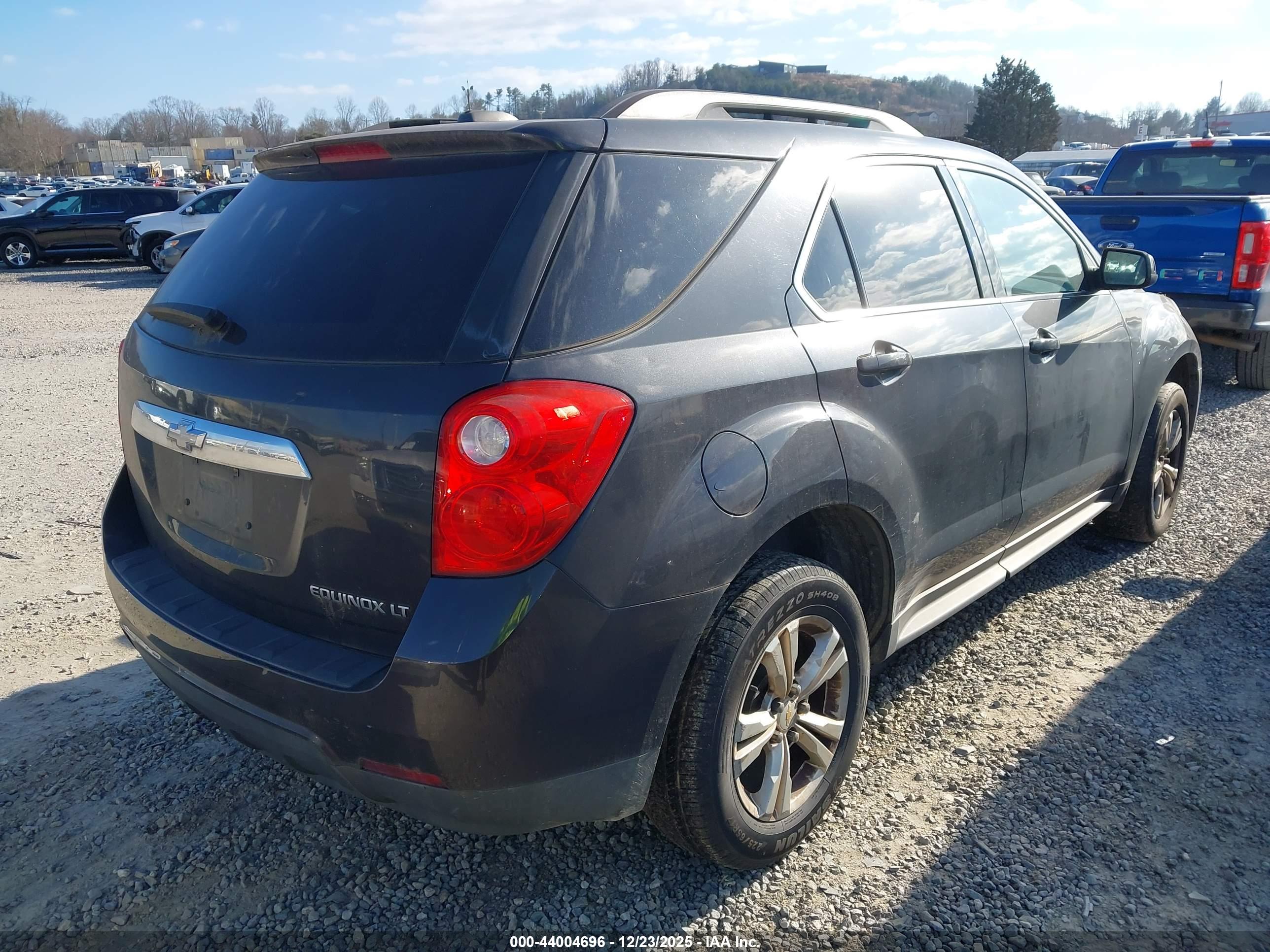 CHEVROLET EQUINOX image 4