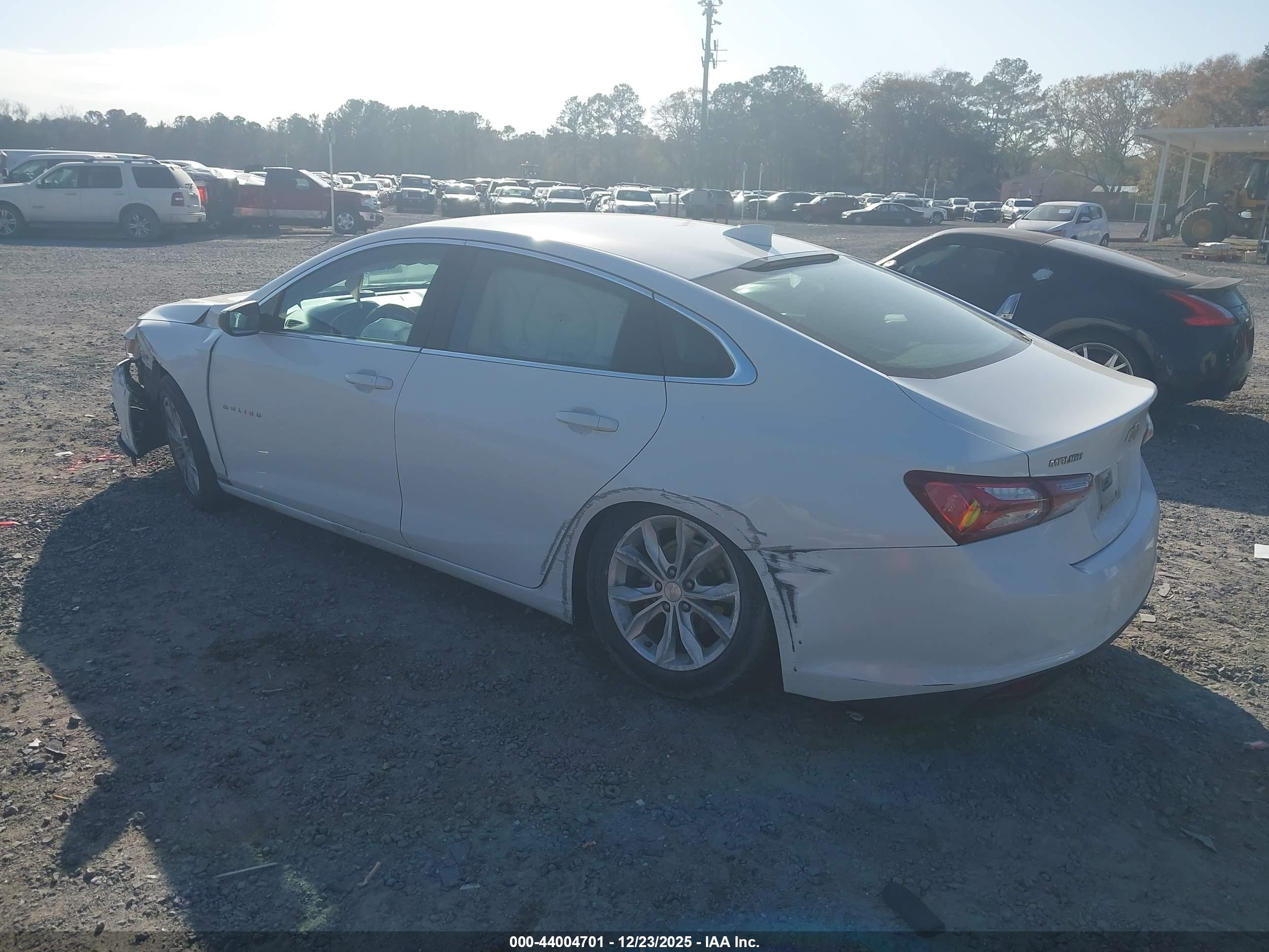 CHEVROLET MALIBU image 3