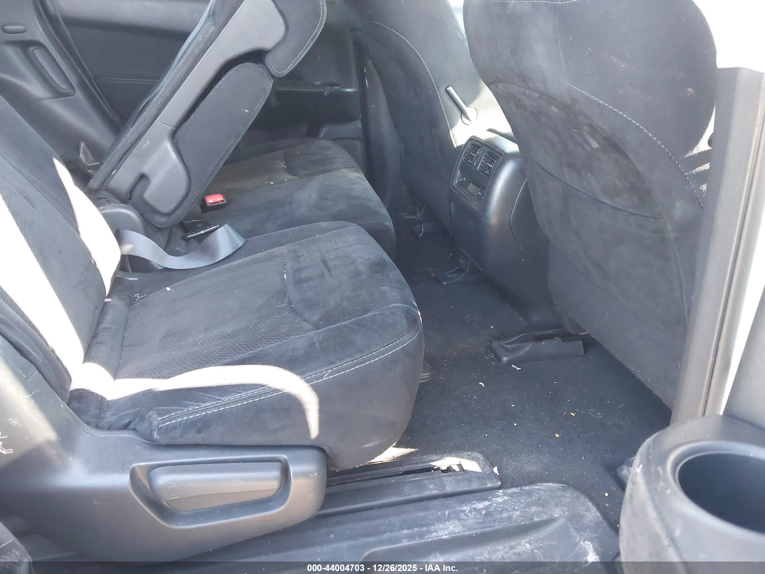 NISSAN PATHFINDER image 8