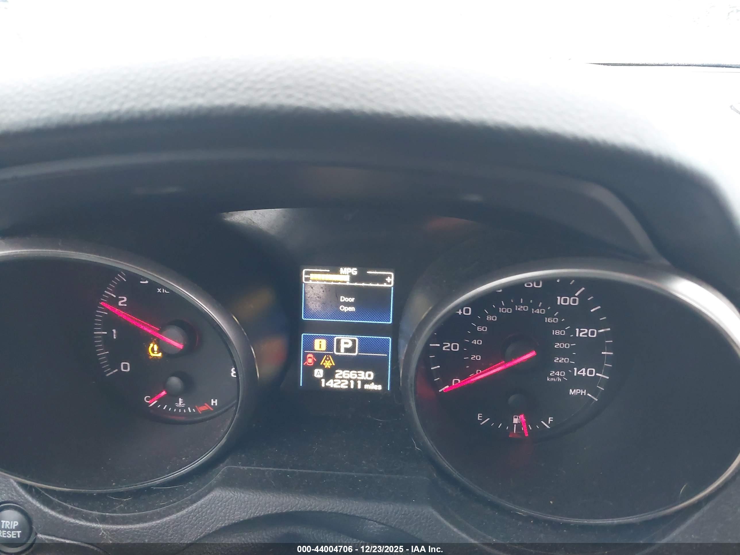 SUBARU LEGACY image 7