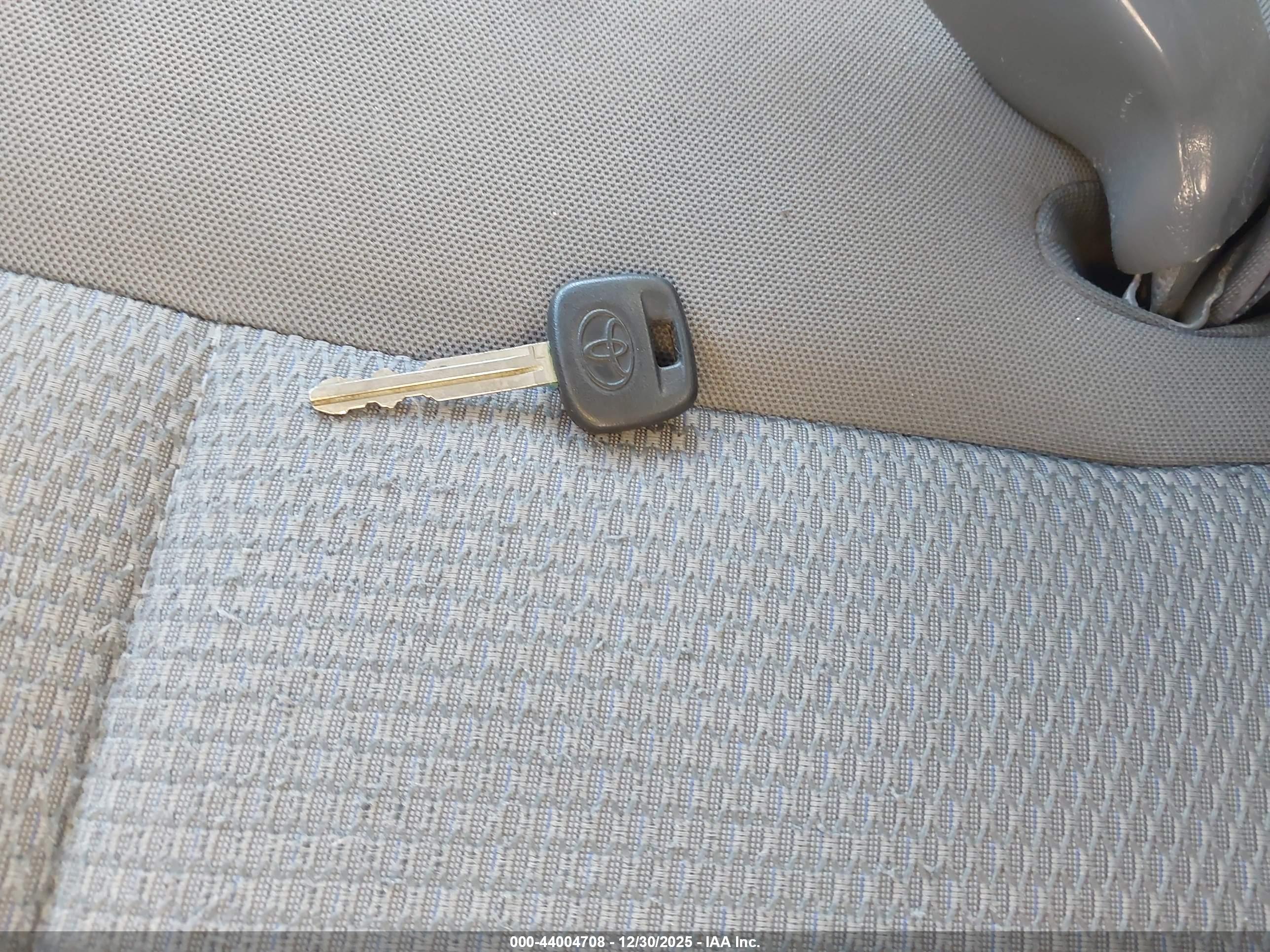 TOYOTA TACOMA image 11