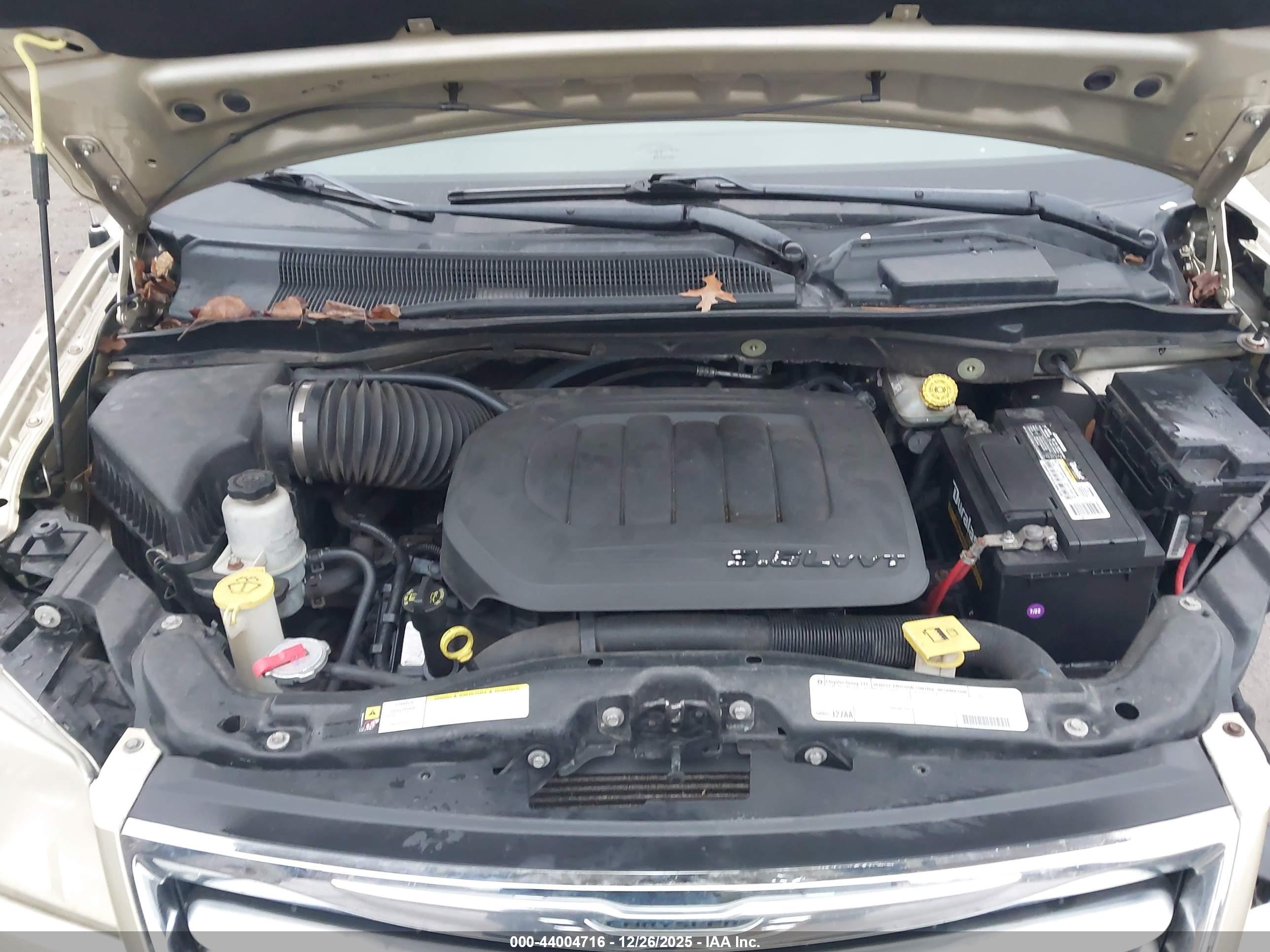 CHRYSLER TOWN image 10