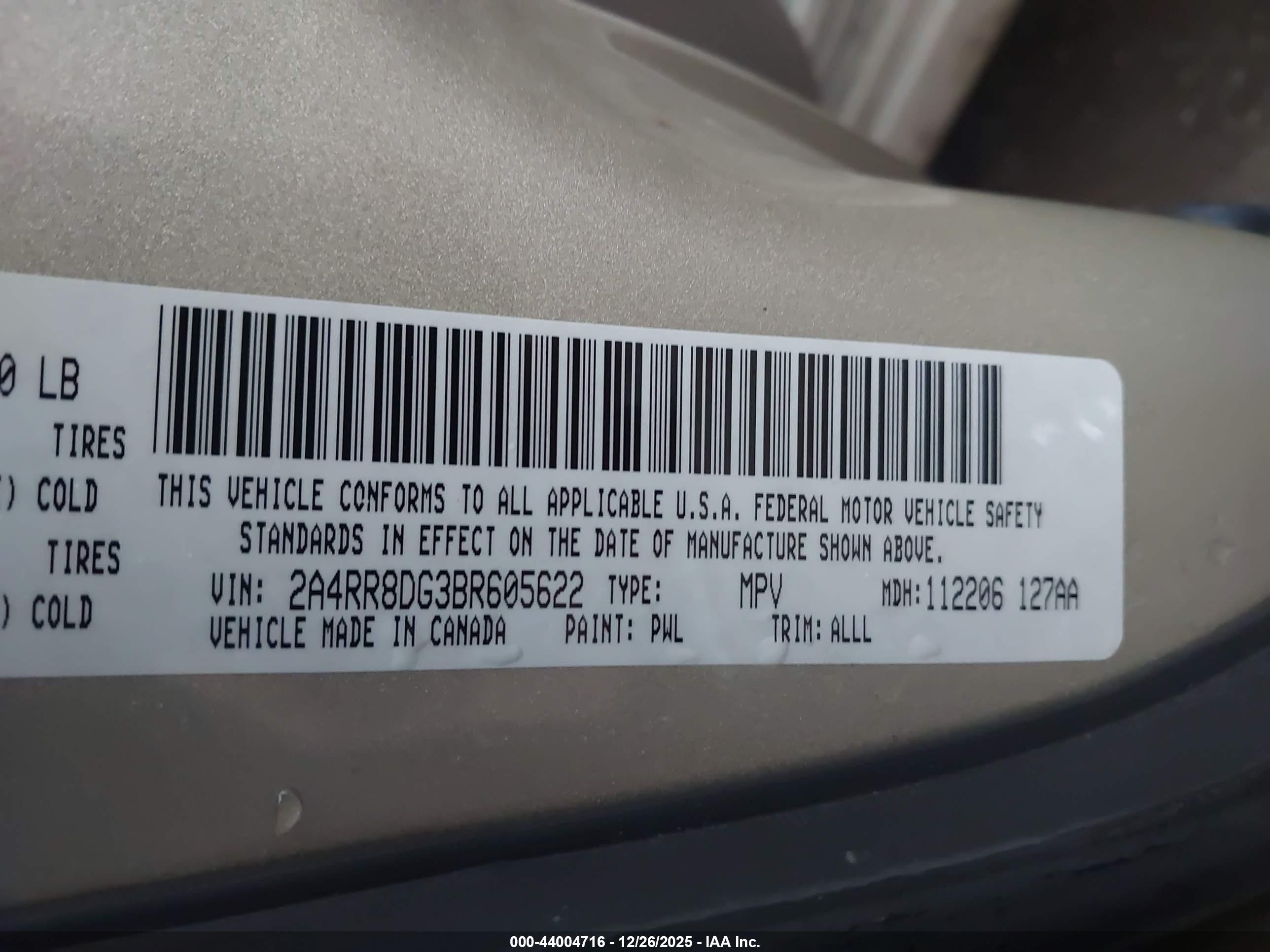 CHRYSLER TOWN image 9
