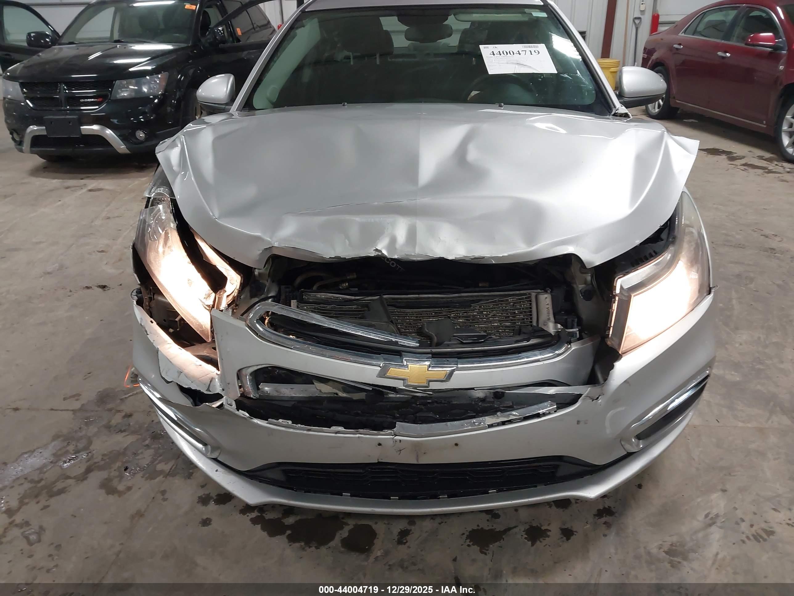 CHEVROLET CRUZE image 6