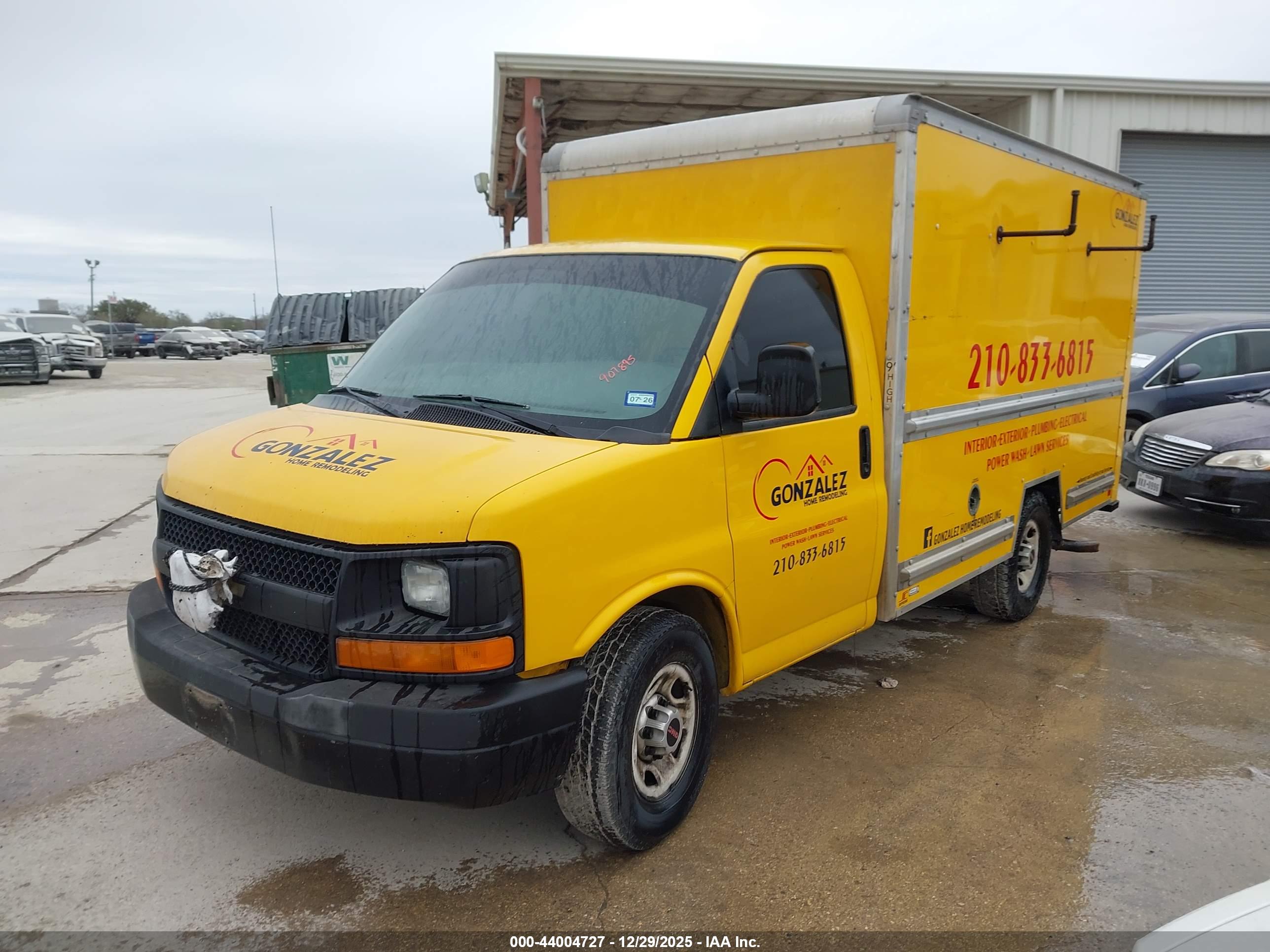 GMC SAVANA image 2
