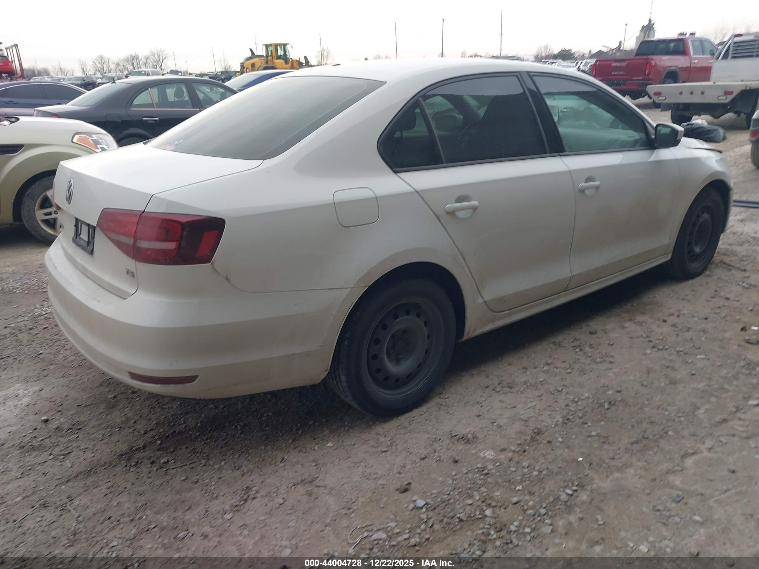 VOLKSWAGEN JETTA image 4