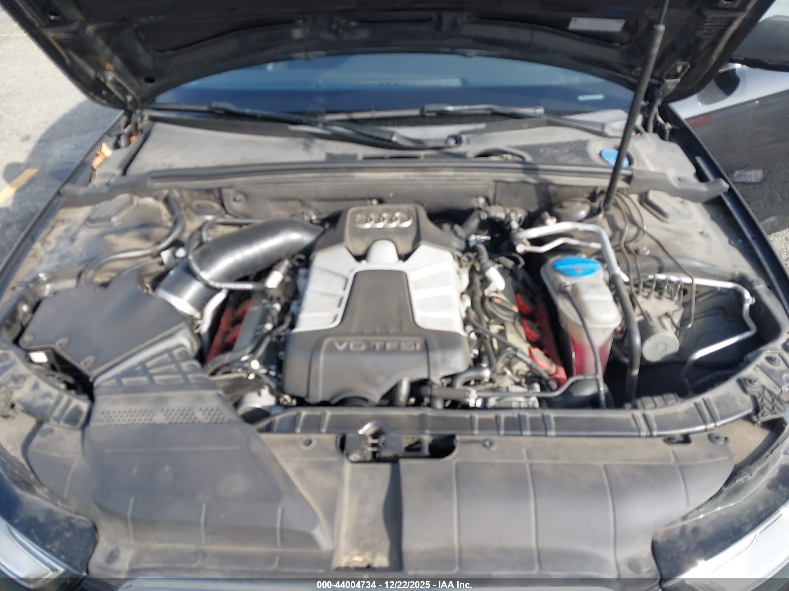 AUDI S4 image 10