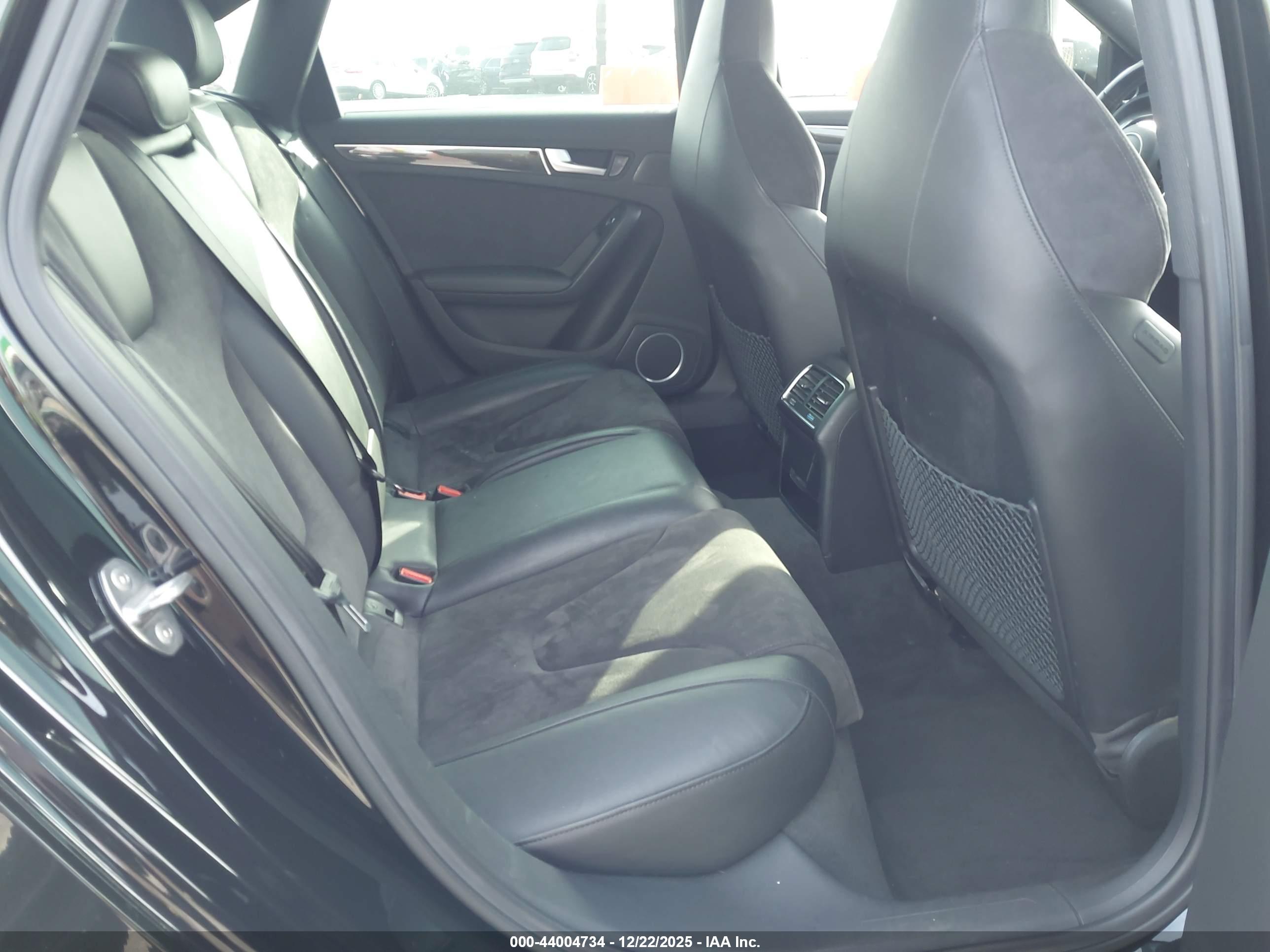 AUDI S4 image 8