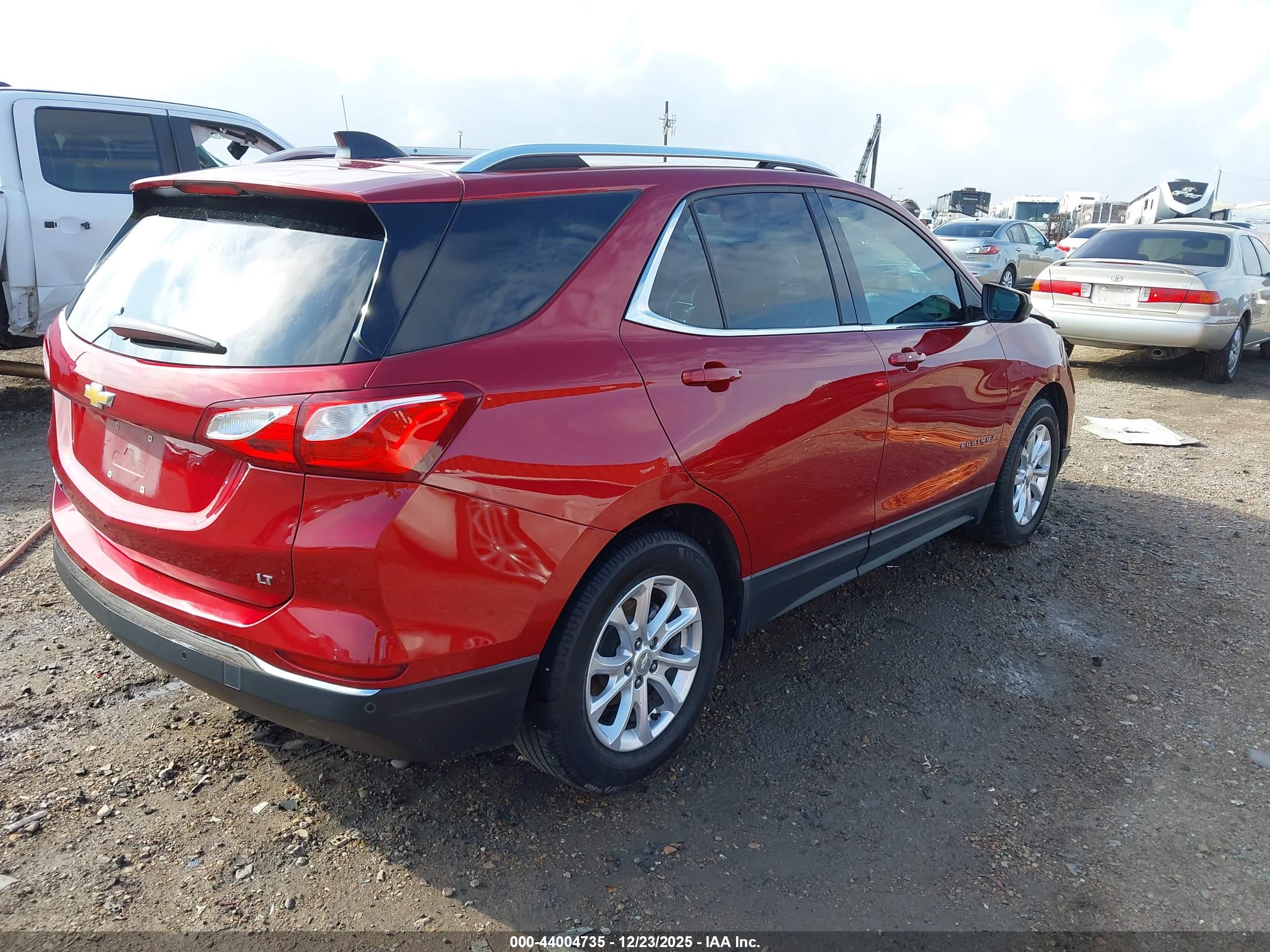 CHEVROLET EQUINOX image 4
