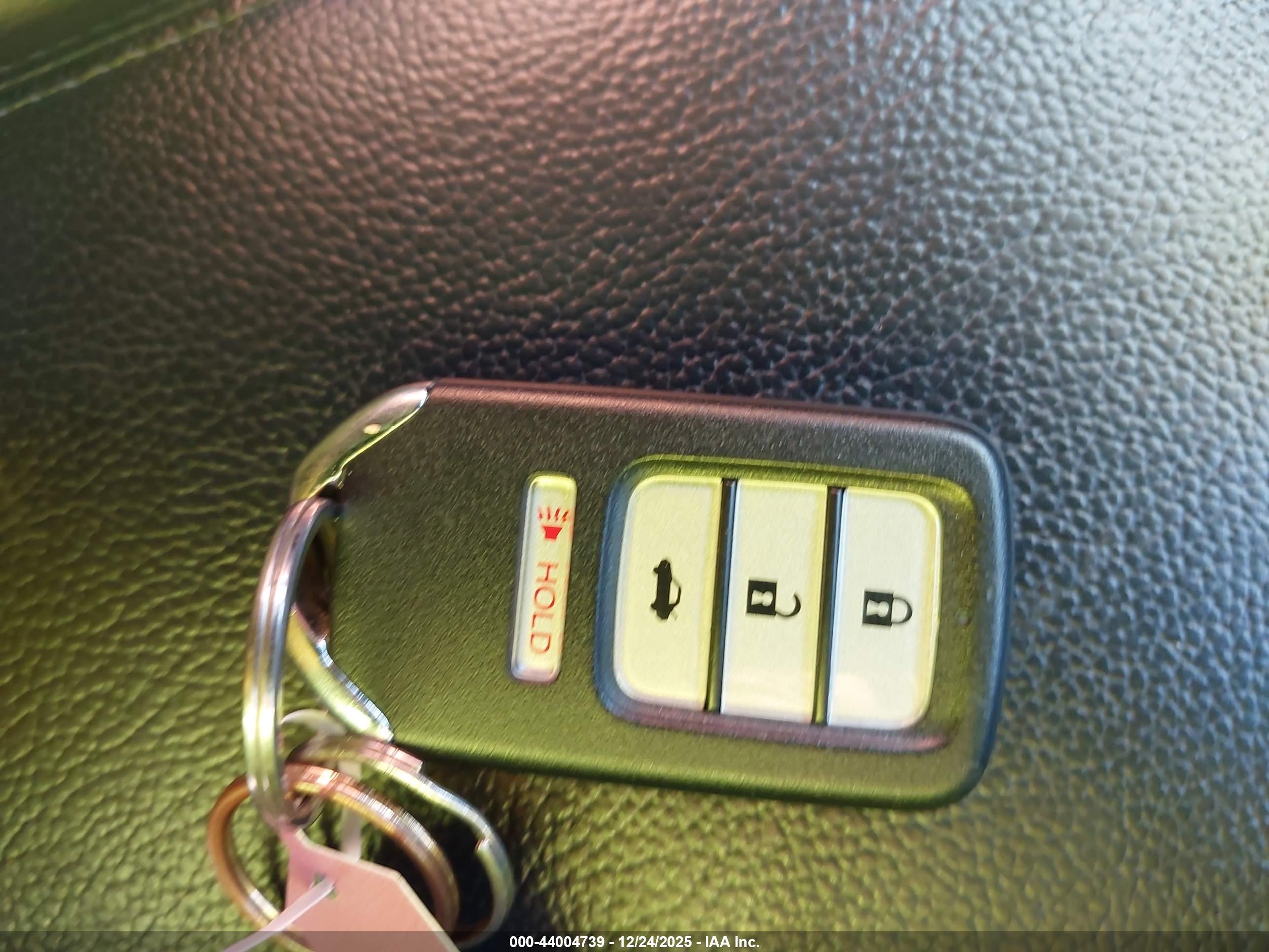 HONDA CR-V image 11
