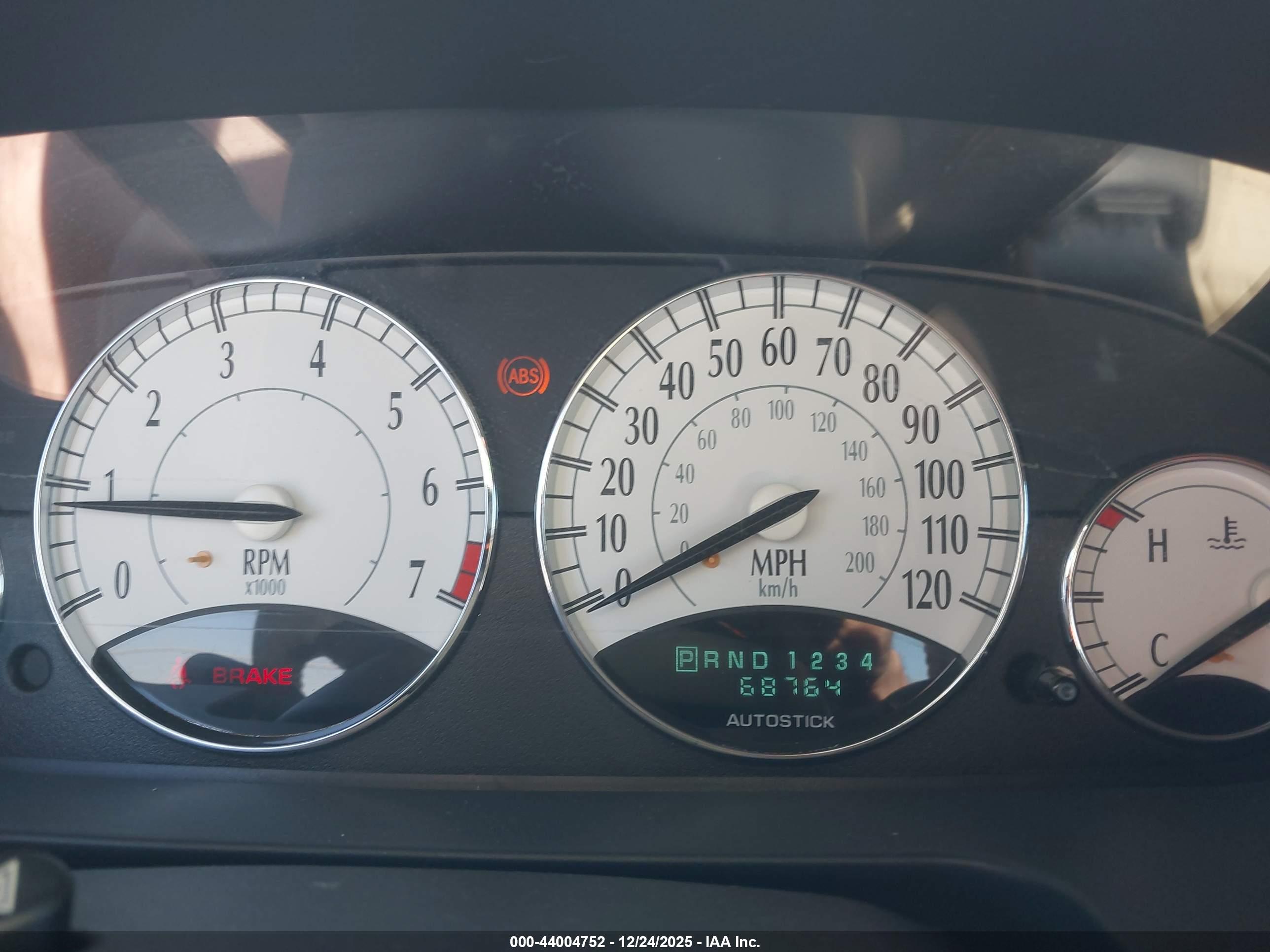 CHRYSLER SEBRING image 7
