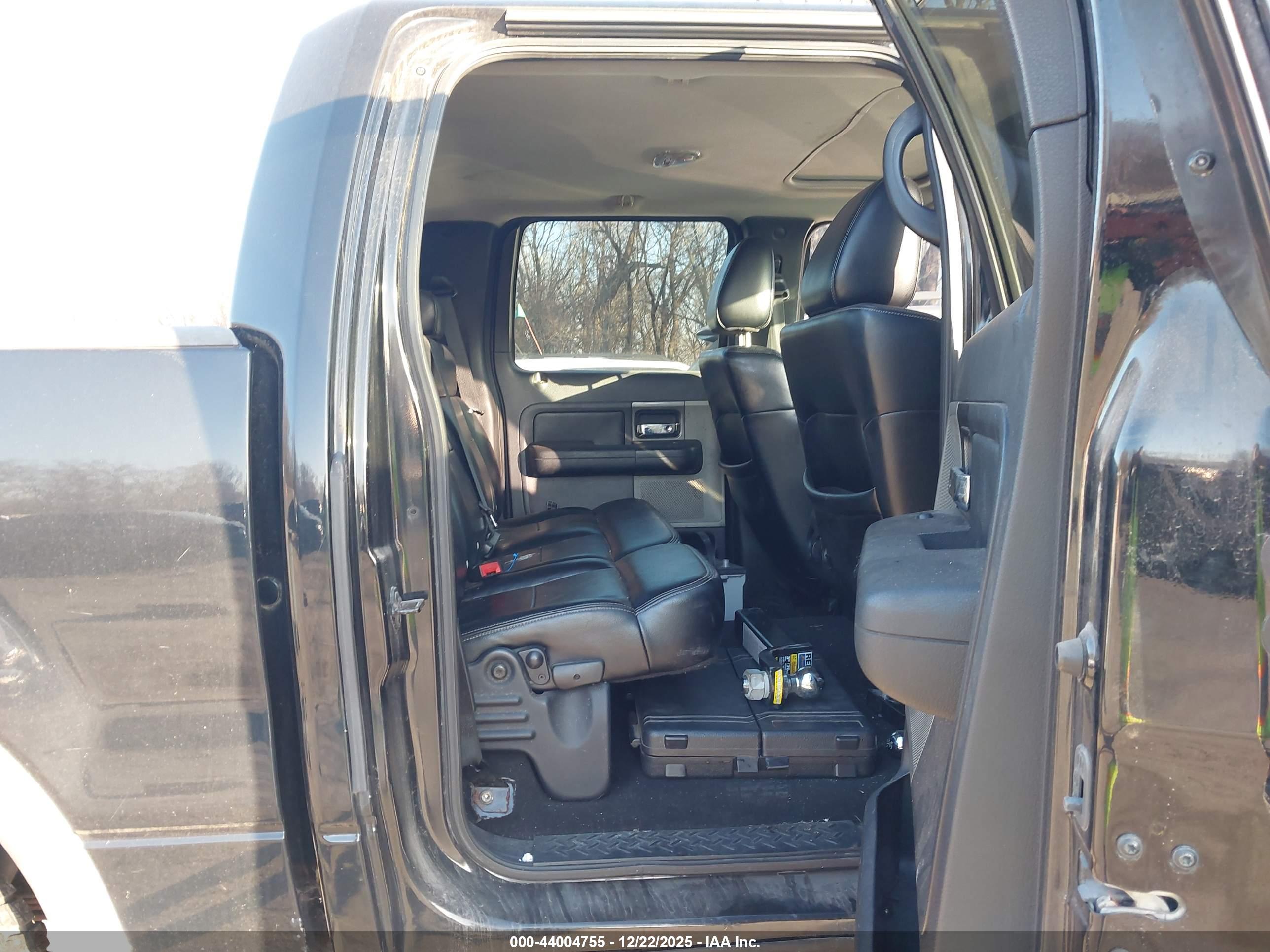 FORD F-150 image 8