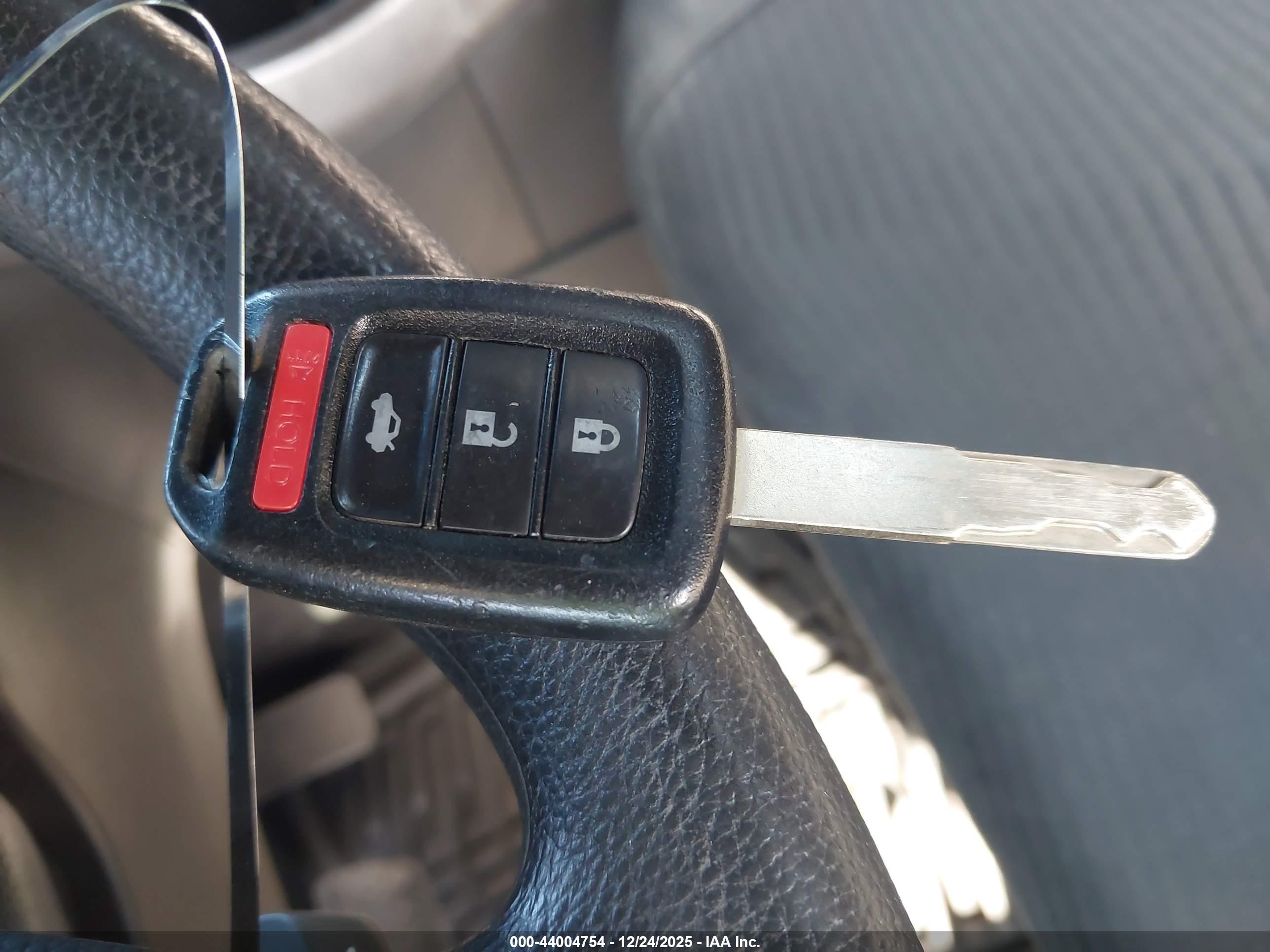 HONDA ACCORD image 11