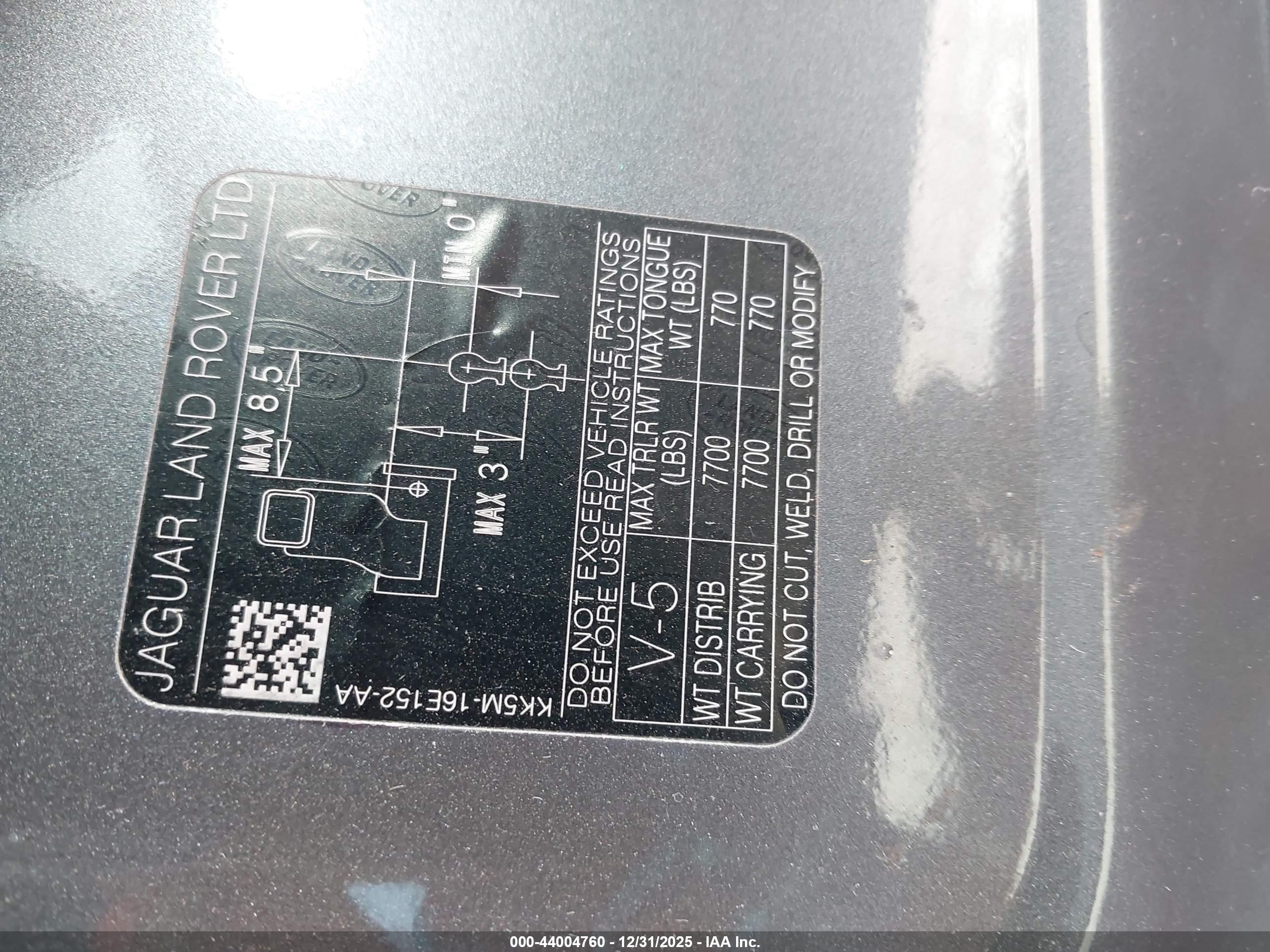 LAND ROVER image 9