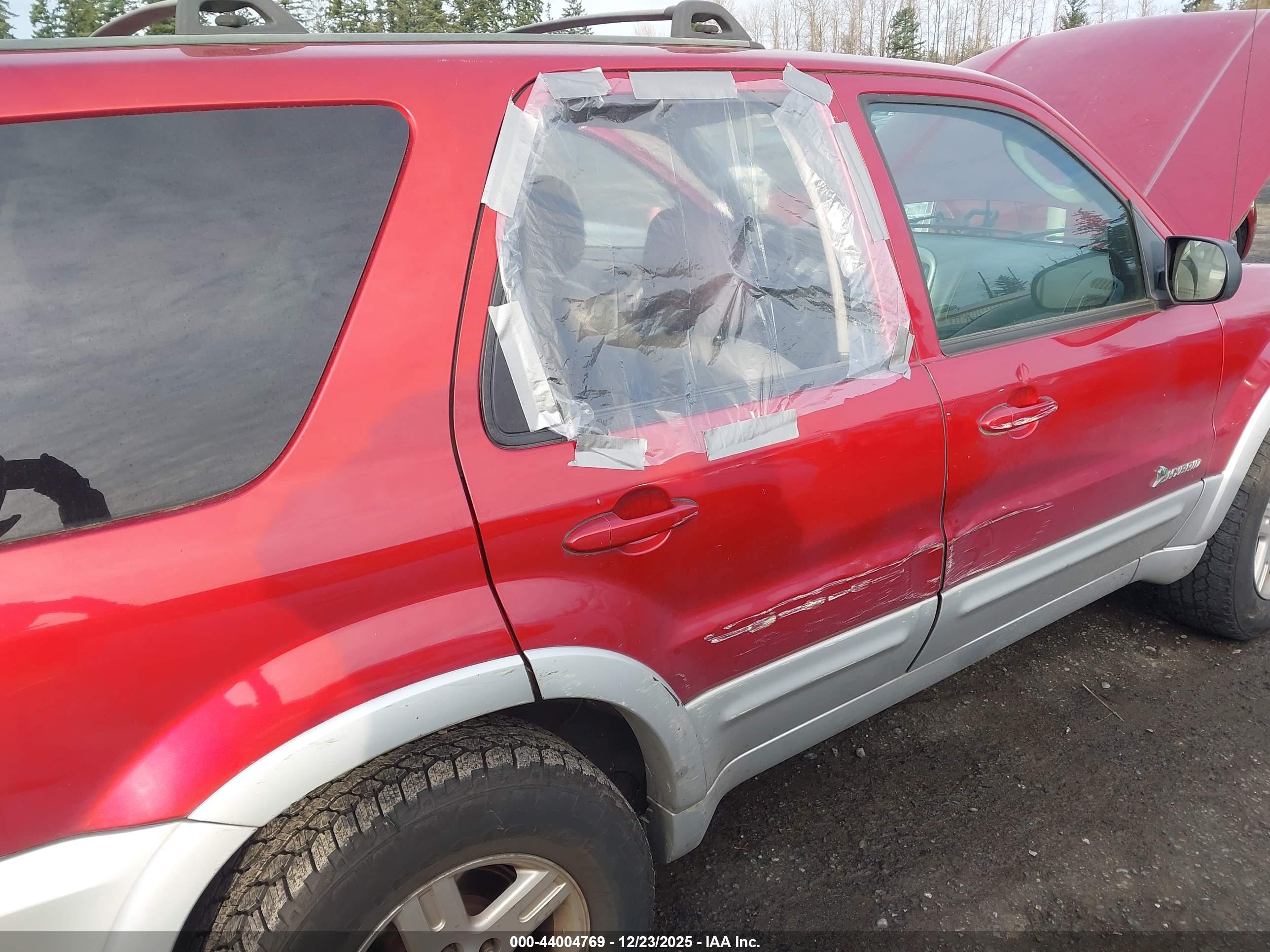 FORD ESCAPE image 6