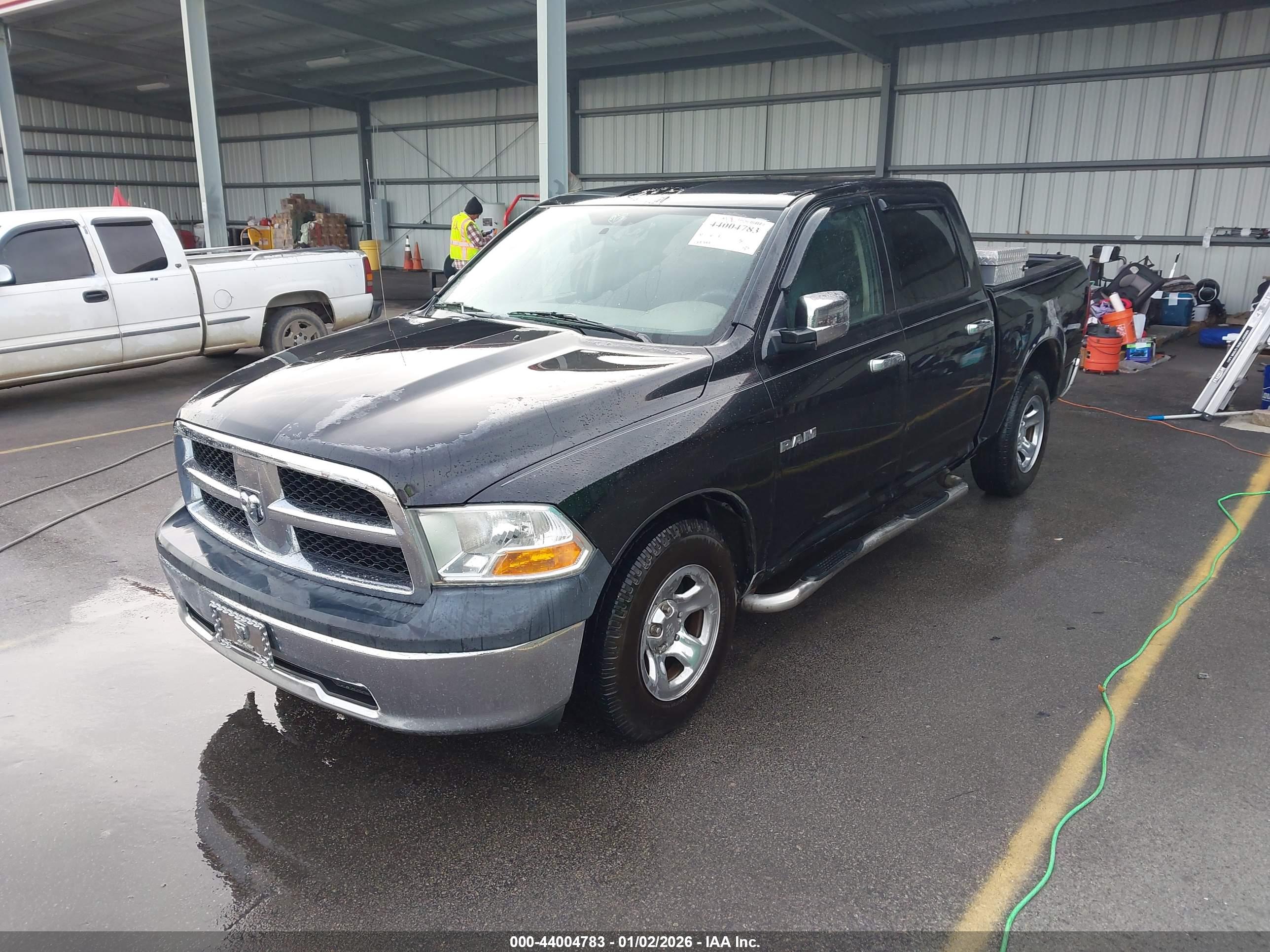 DODGE RAM image 2