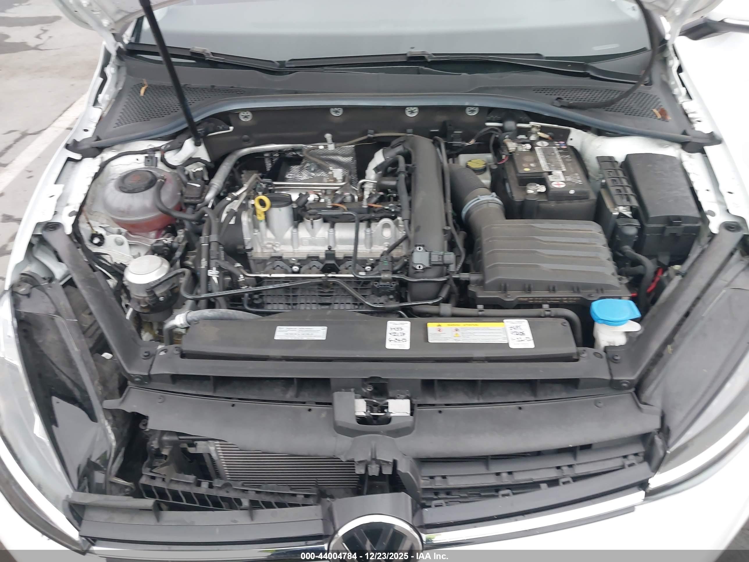 VOLKSWAGEN GOLF image 10