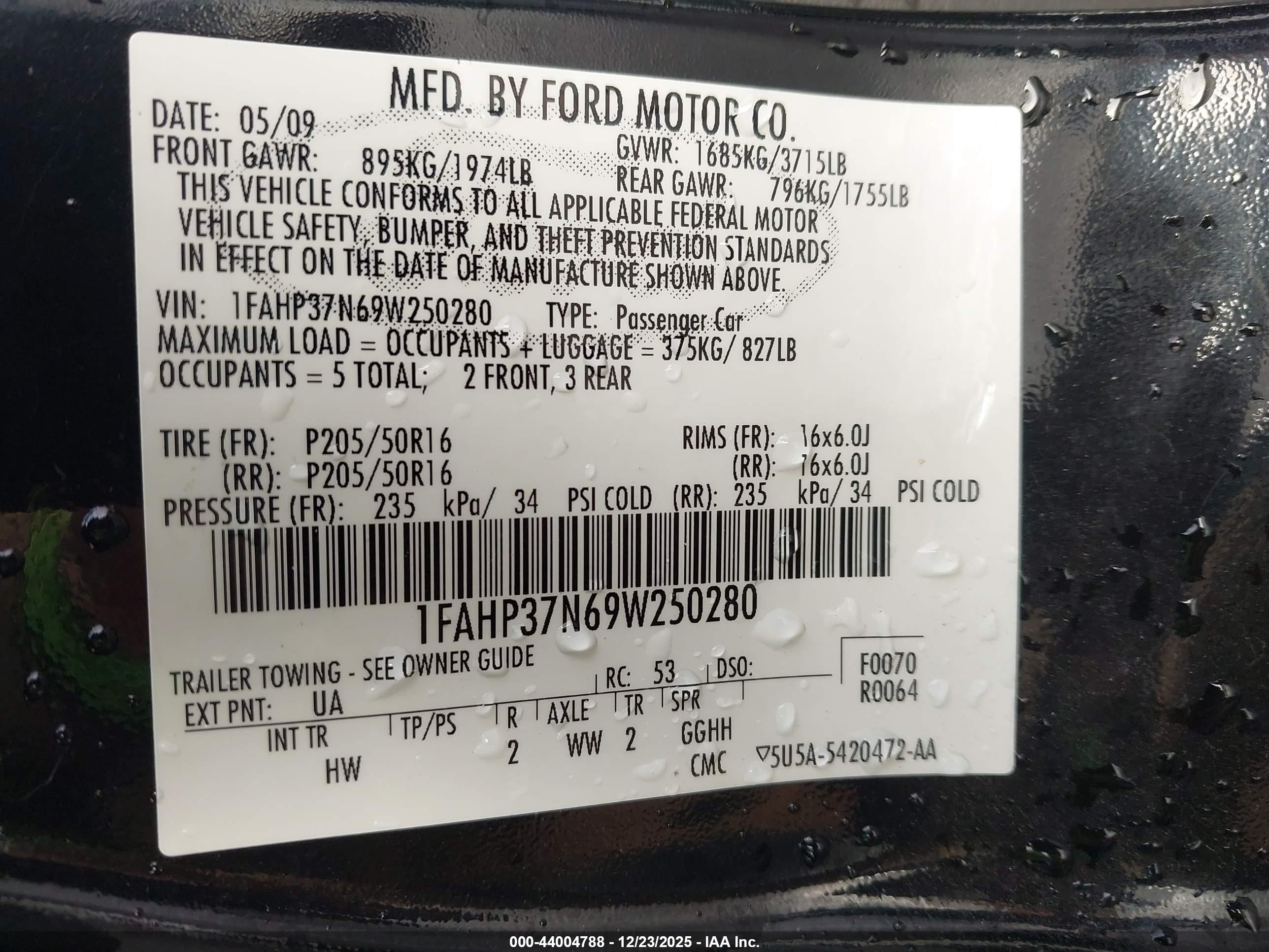 FORD FOCUS image 9