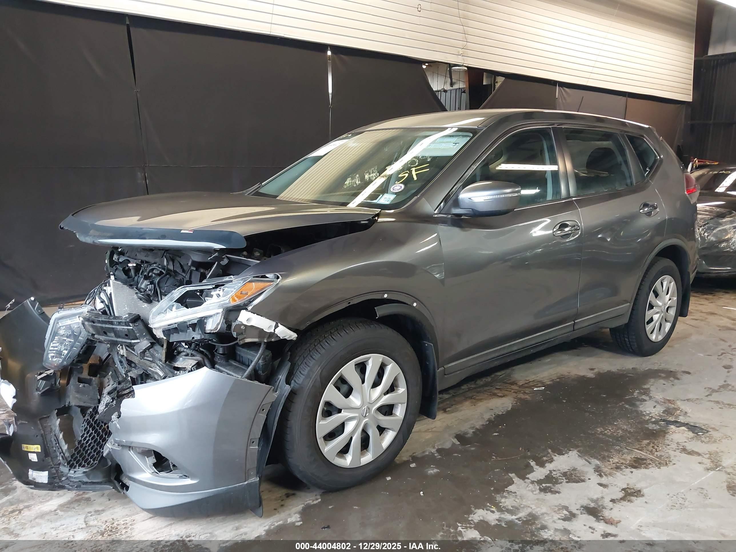 NISSAN ROGUE image 2