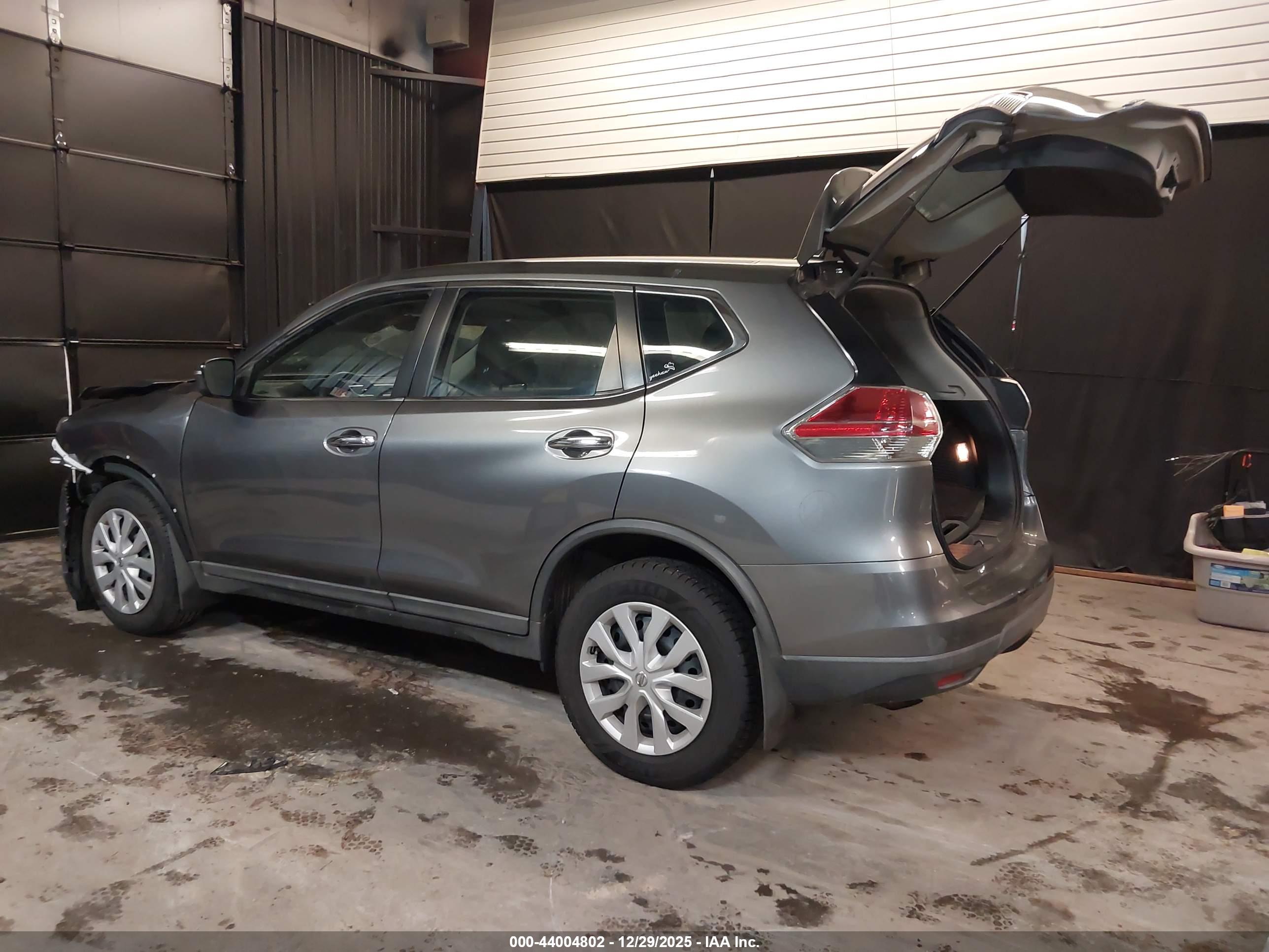 NISSAN ROGUE image 3