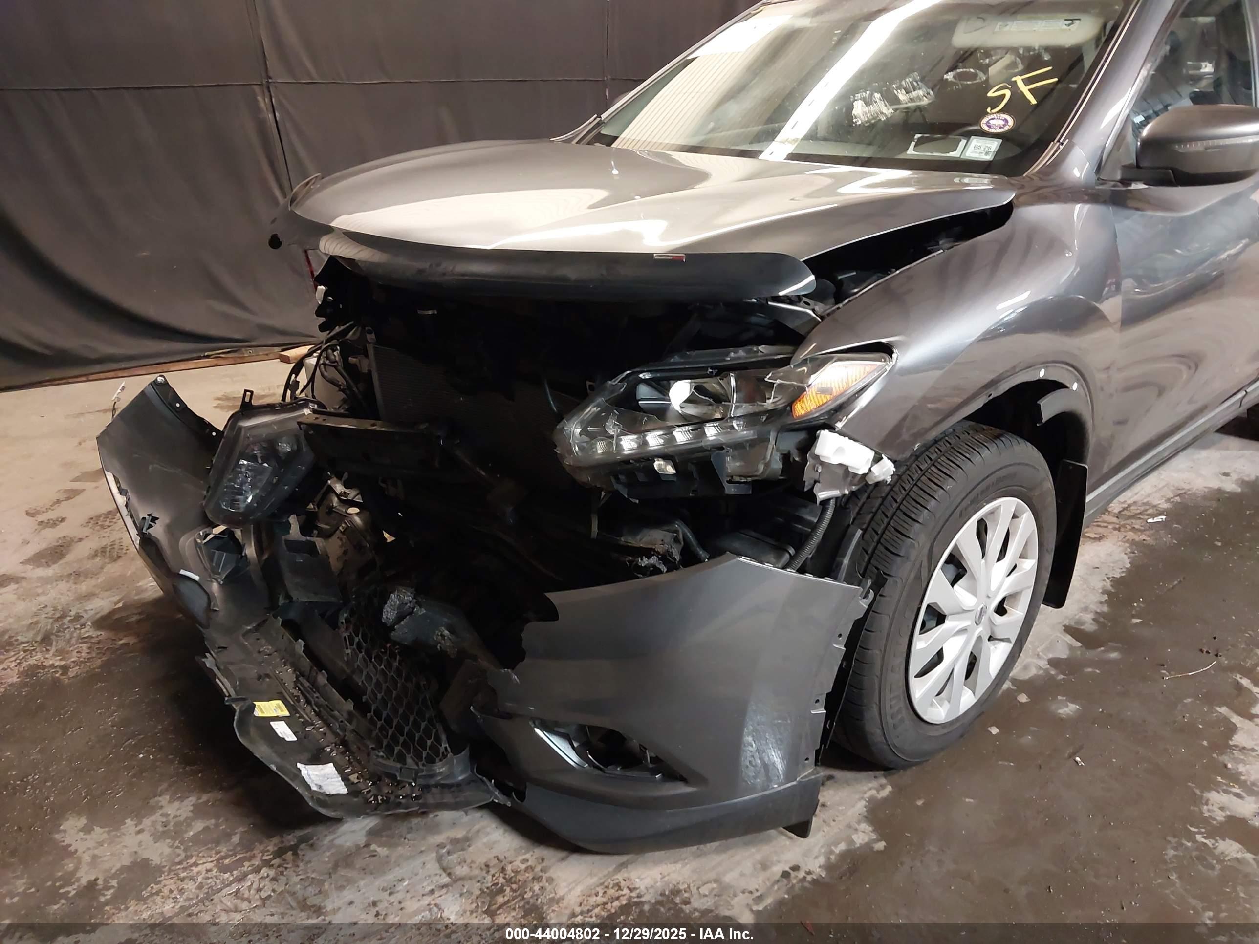 NISSAN ROGUE image 6