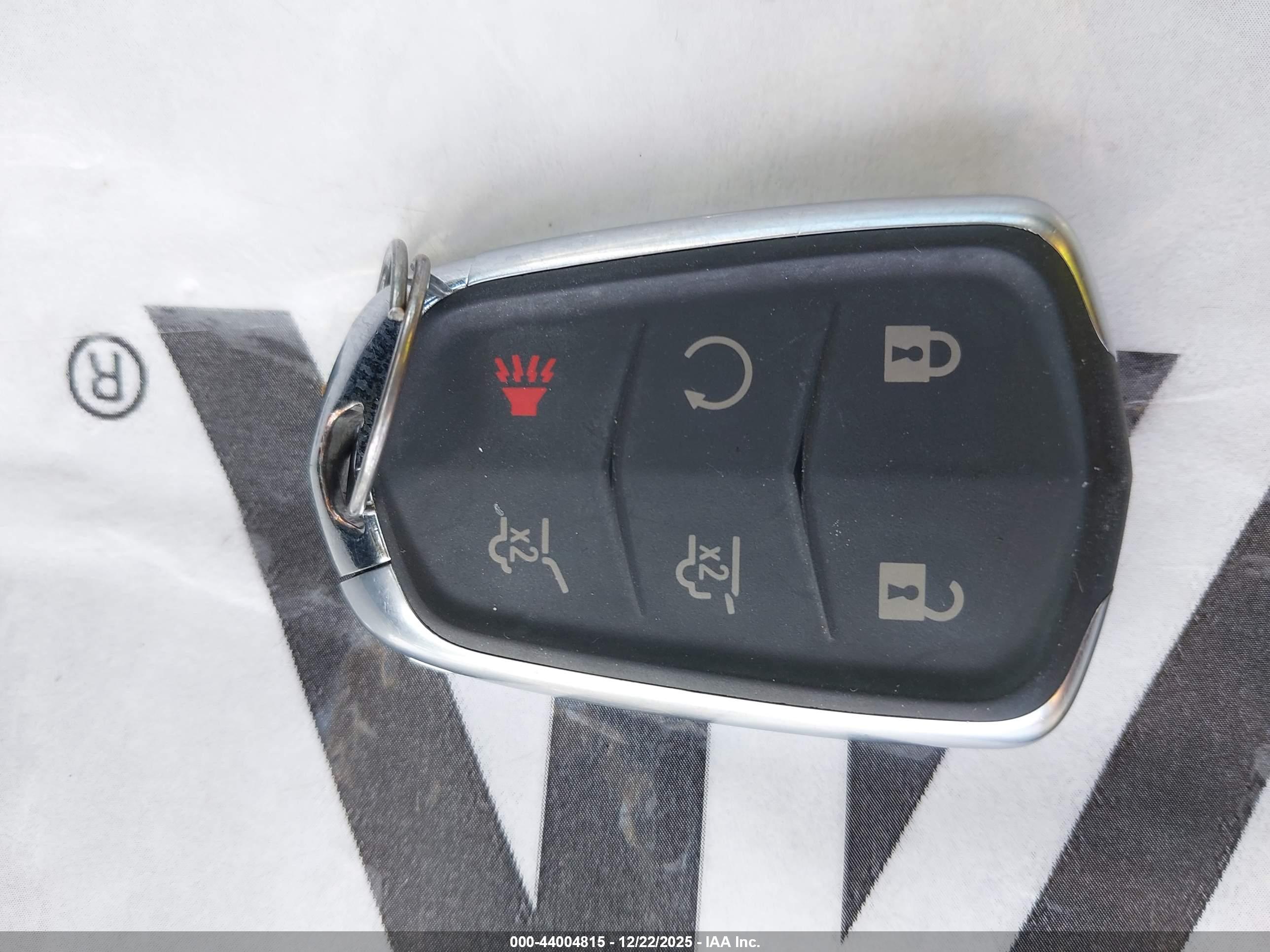 CADILLAC XT5 image 11