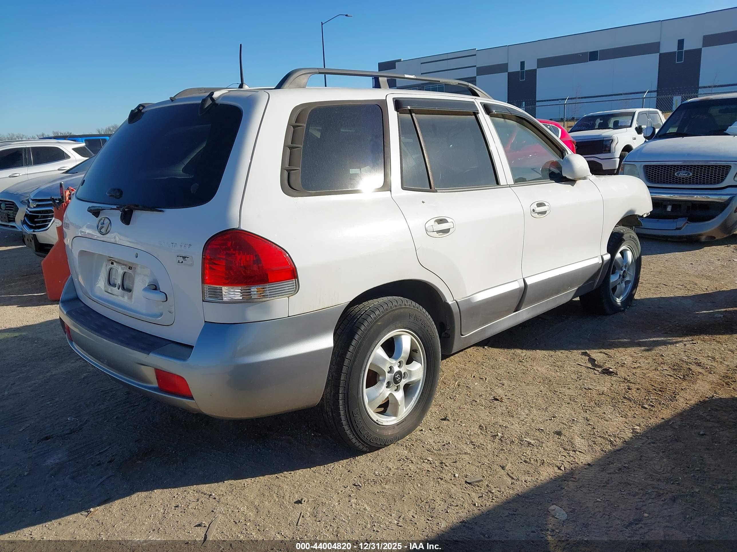 HYUNDAI SANTA image 4