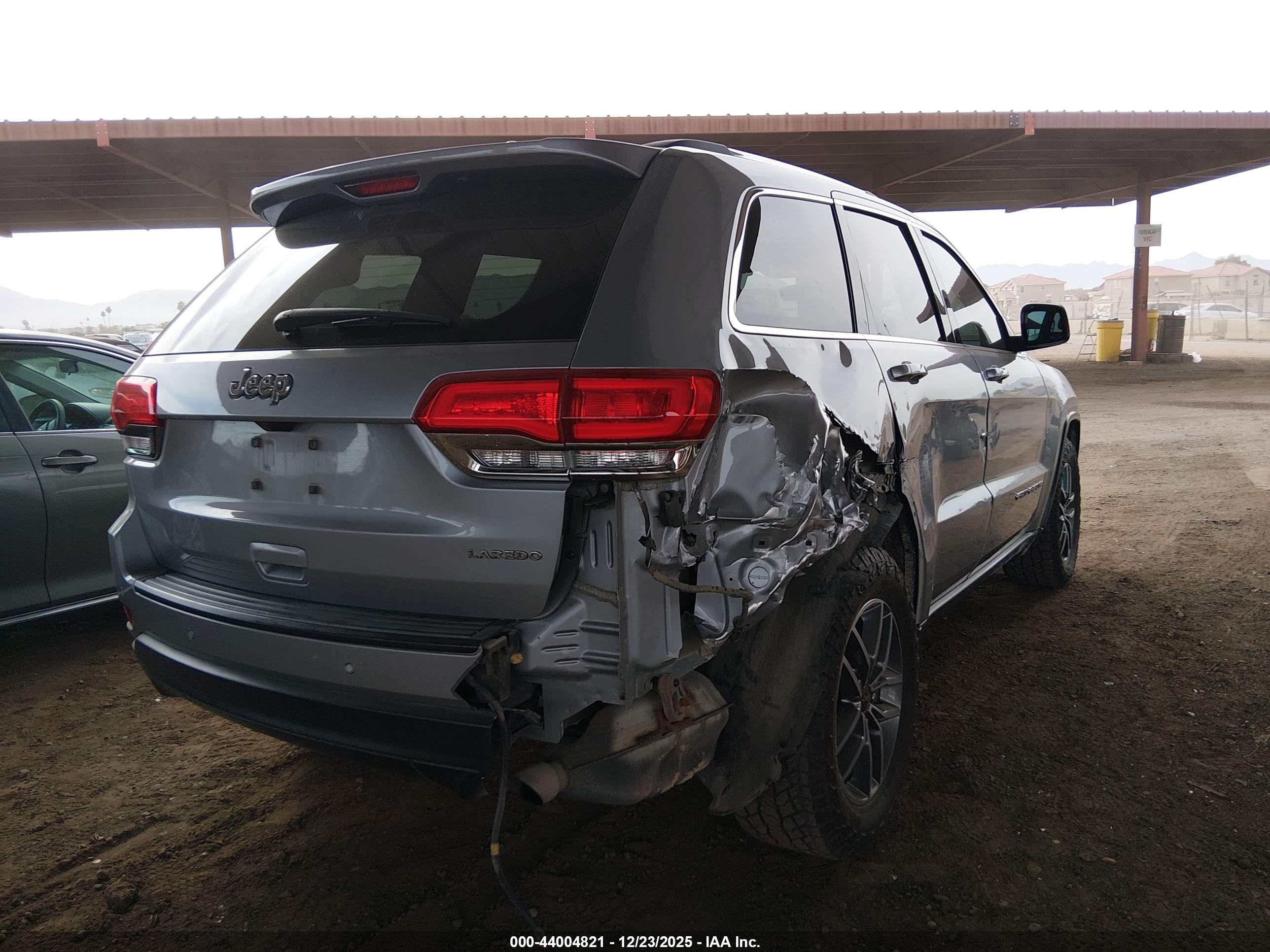 JEEP GRAND image 6