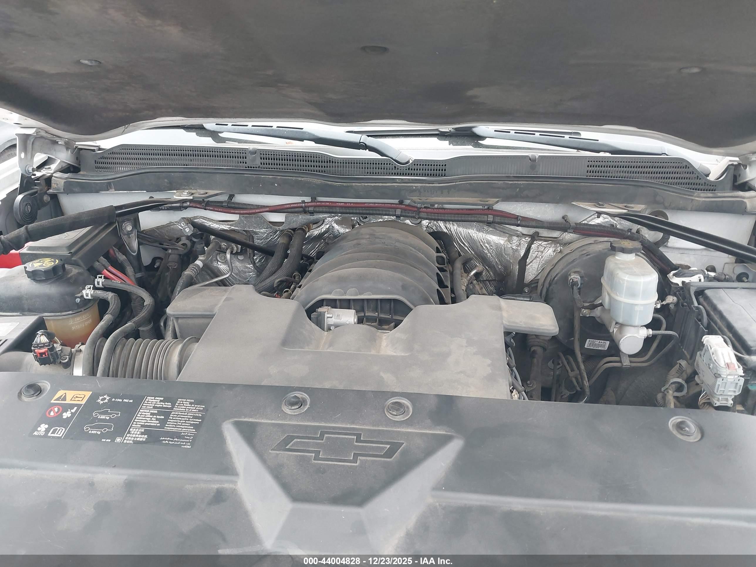 CHEVROLET SILVERADO image 10