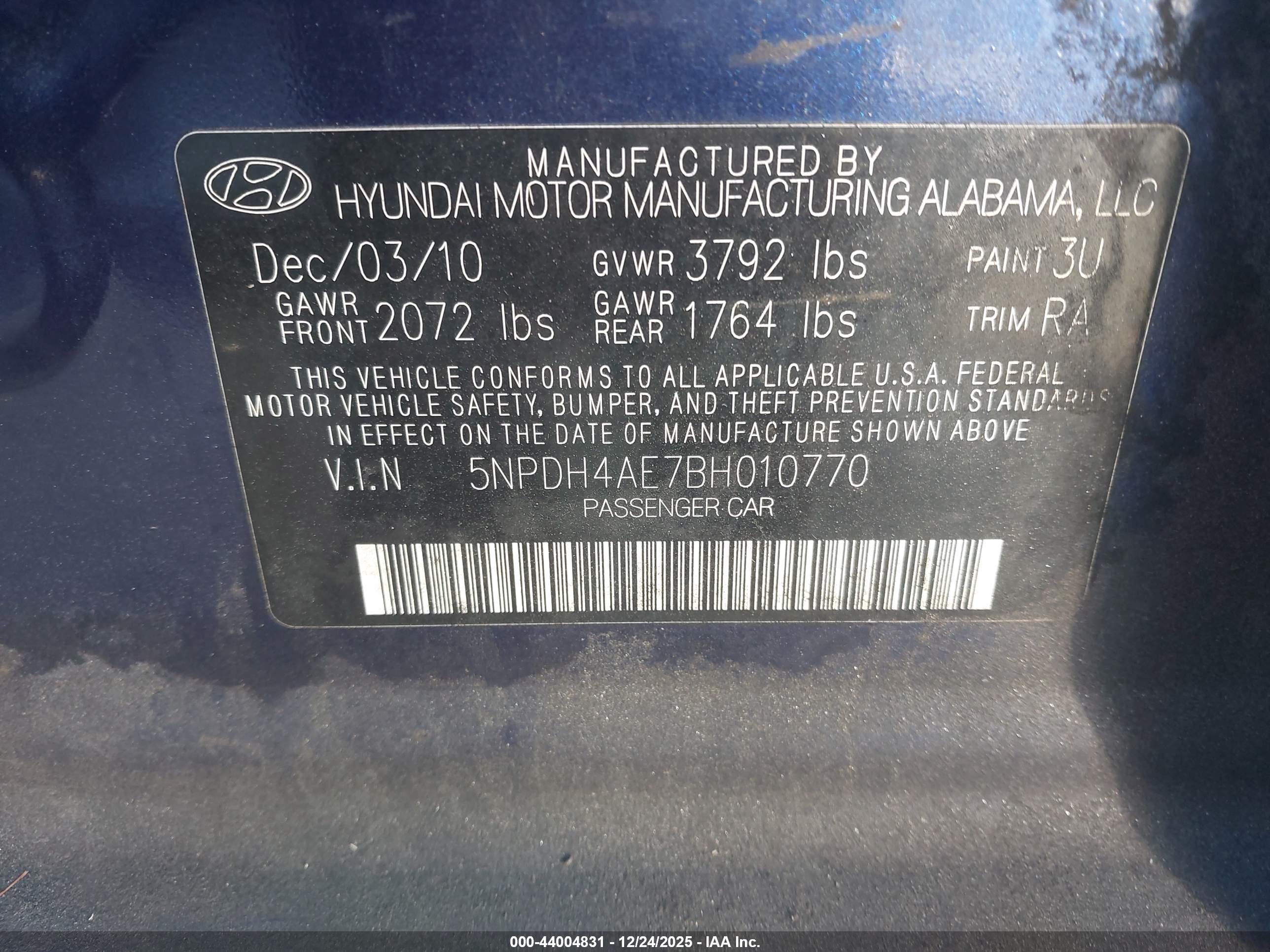 HYUNDAI ELANTRA image 9