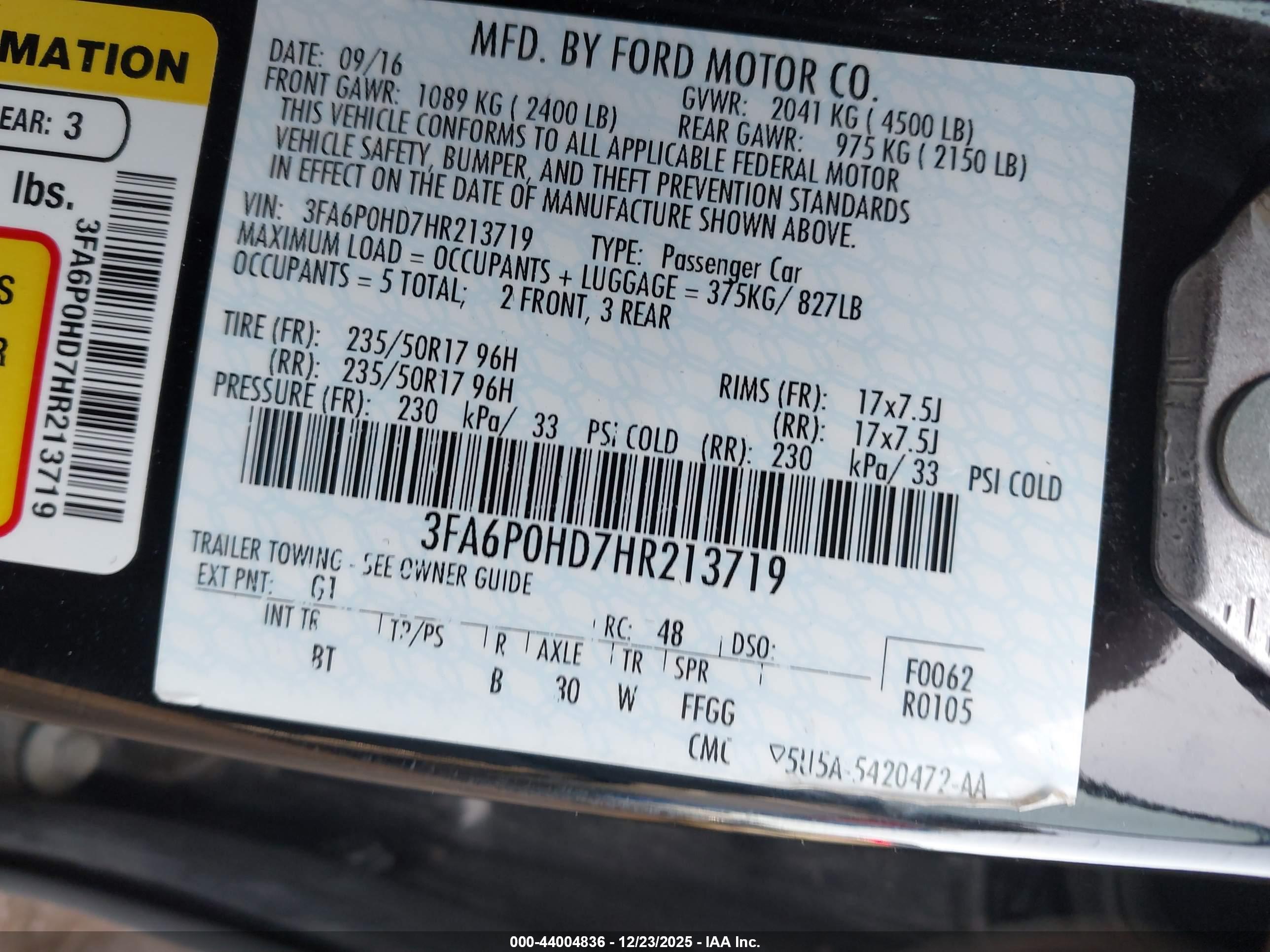 FORD FUSION image 9