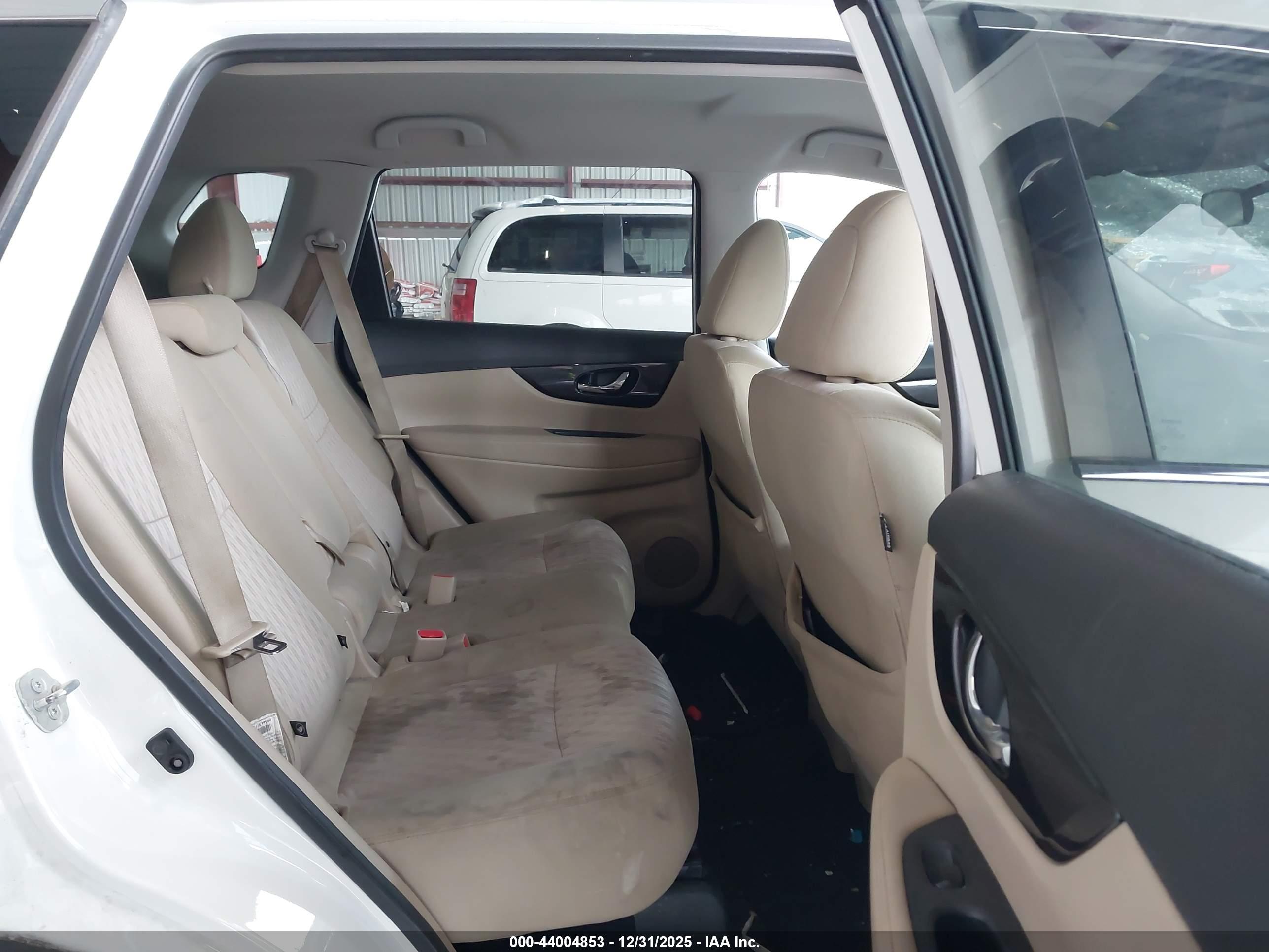 NISSAN ROGUE image 8