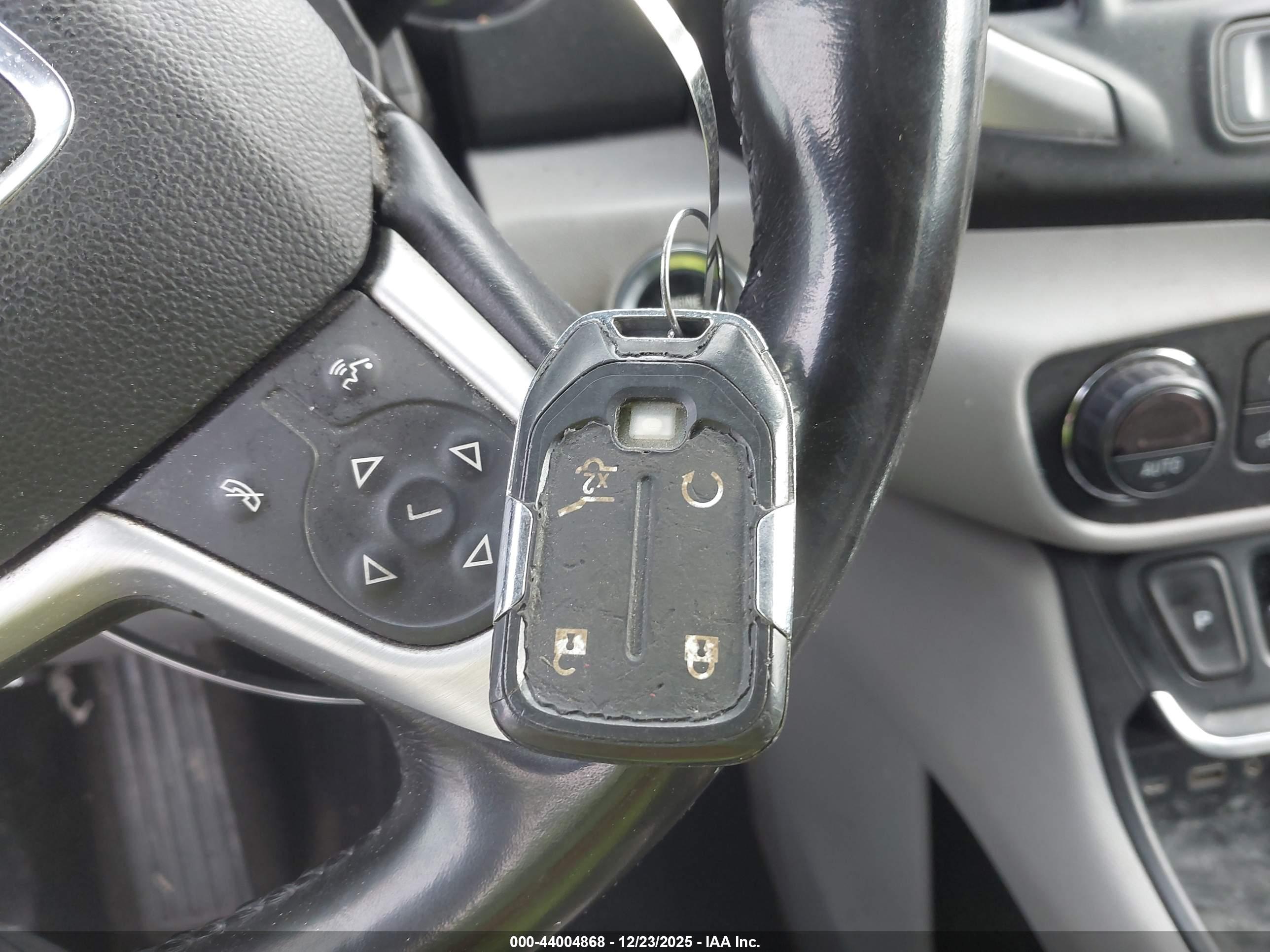 GMC TERRAIN image 11