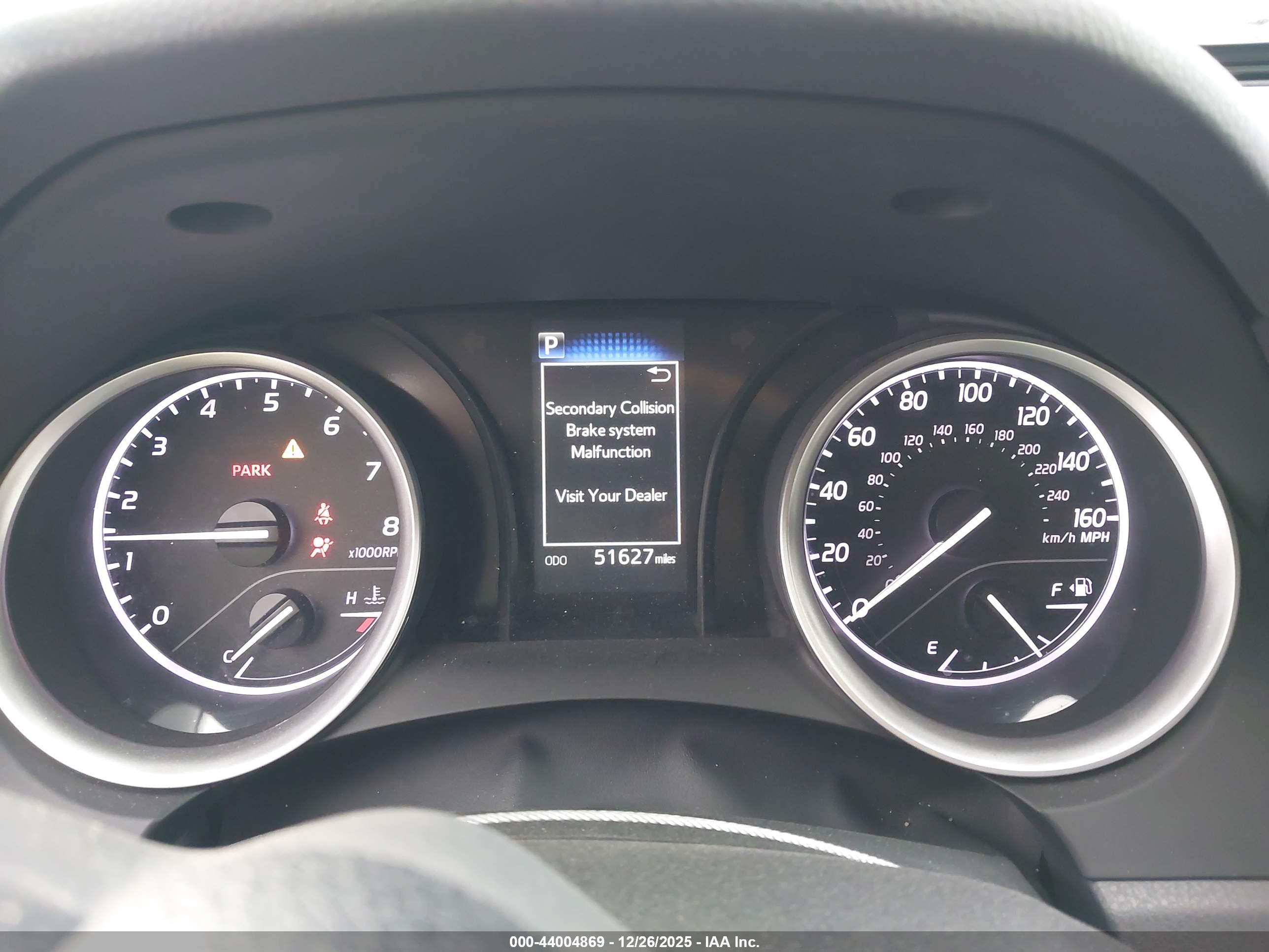 TOYOTA CAMRY image 7