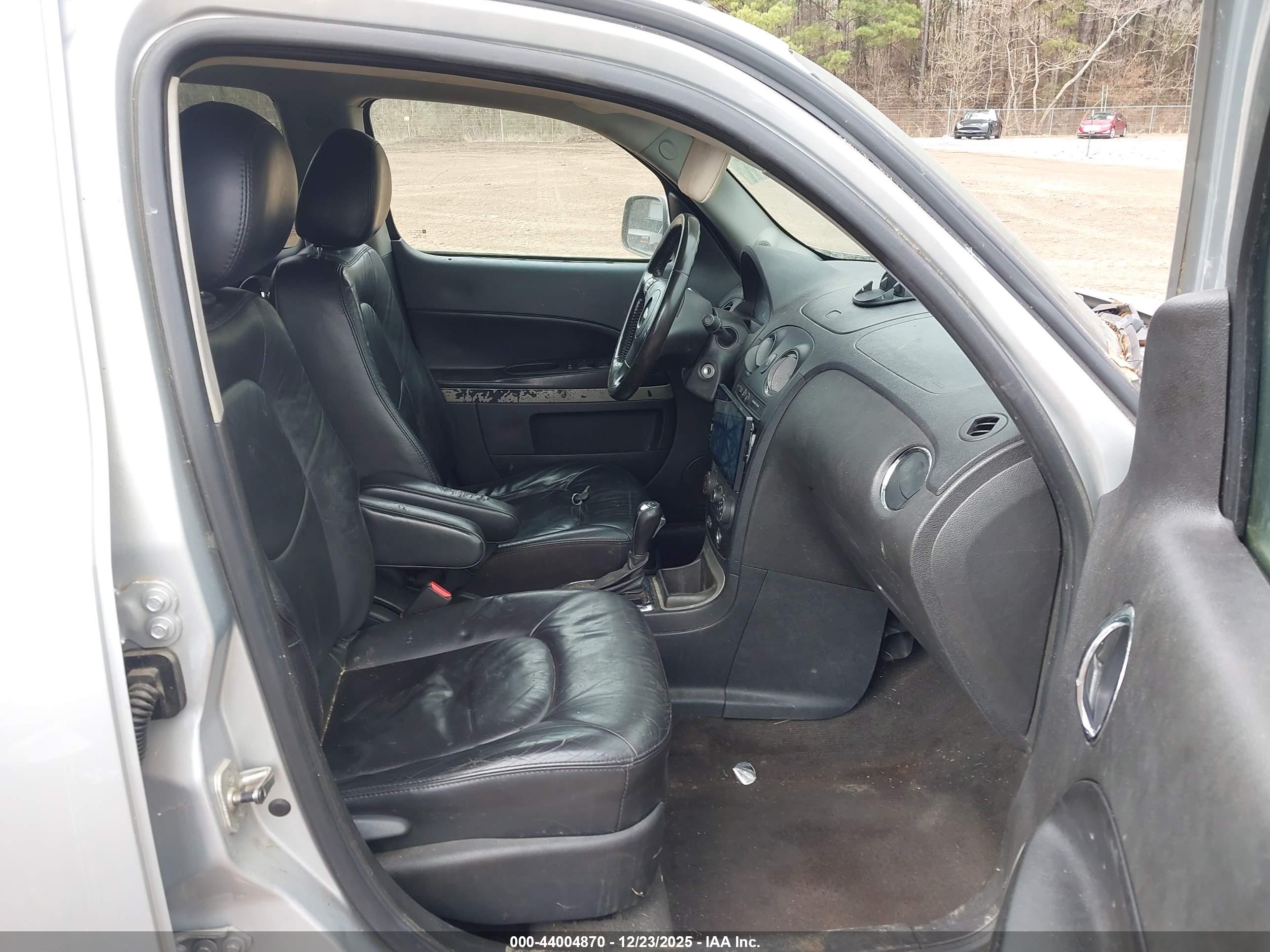CHEVROLET HHR image 5