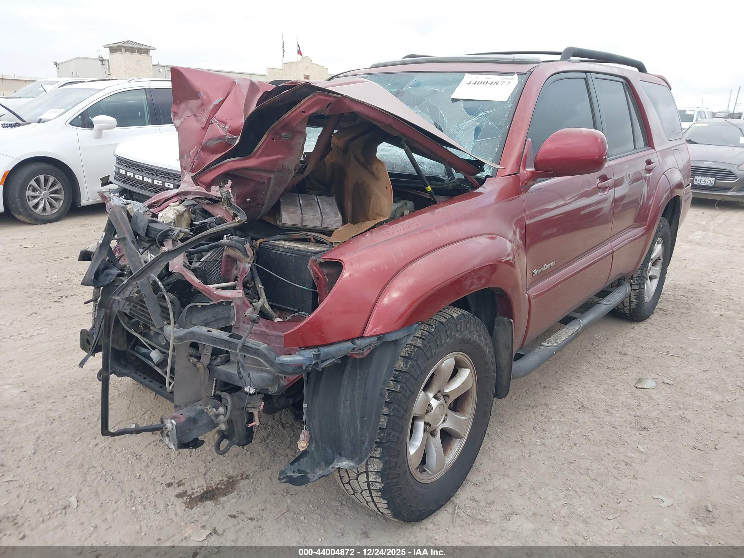 TOYOTA 4RUNNER image 2