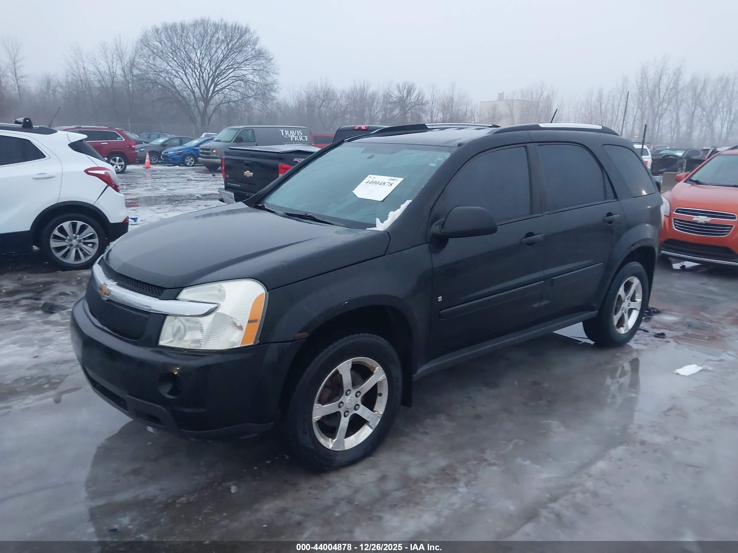 CHEVROLET EQUINOX image 2
