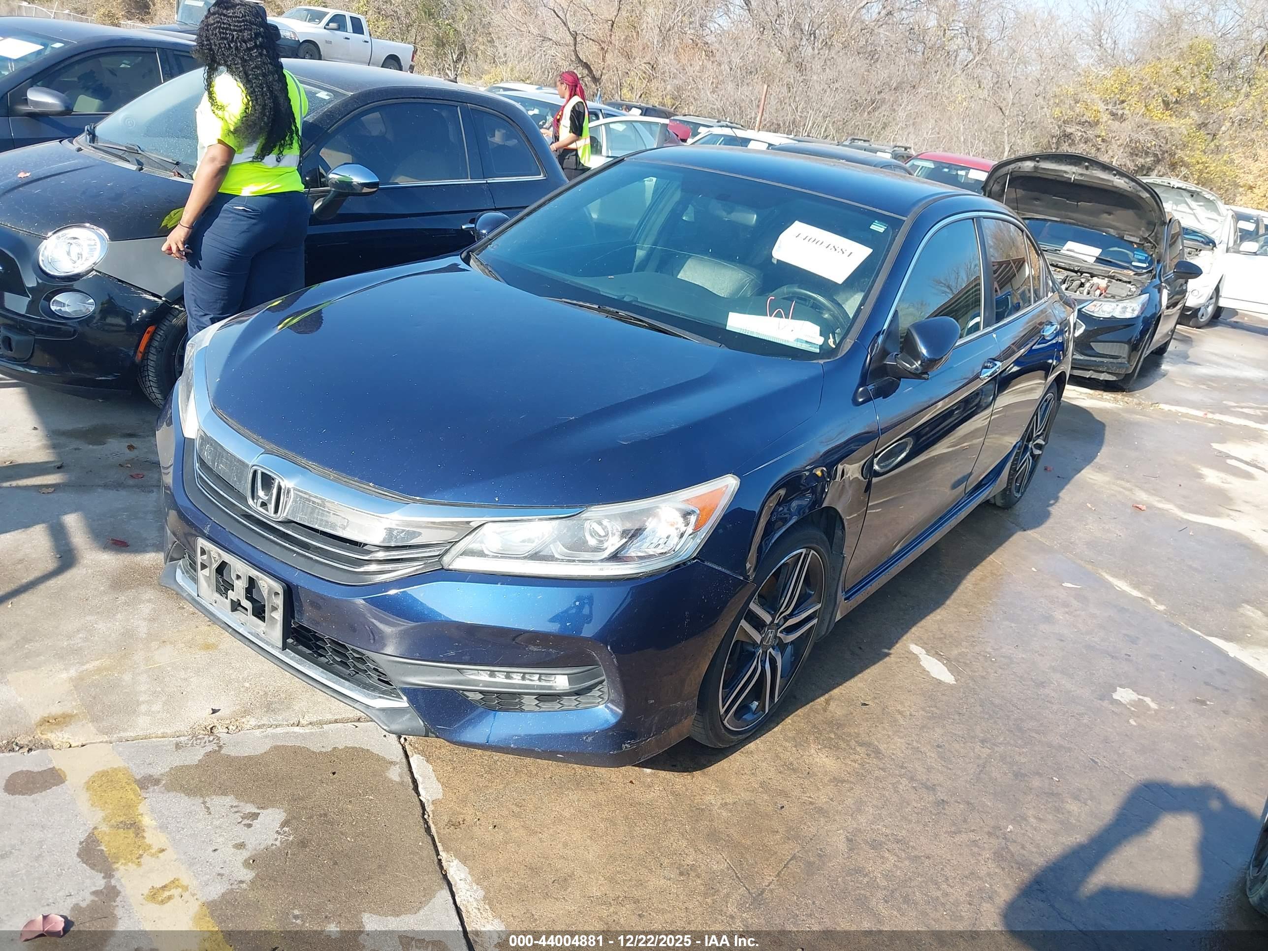HONDA ACCORD image 2