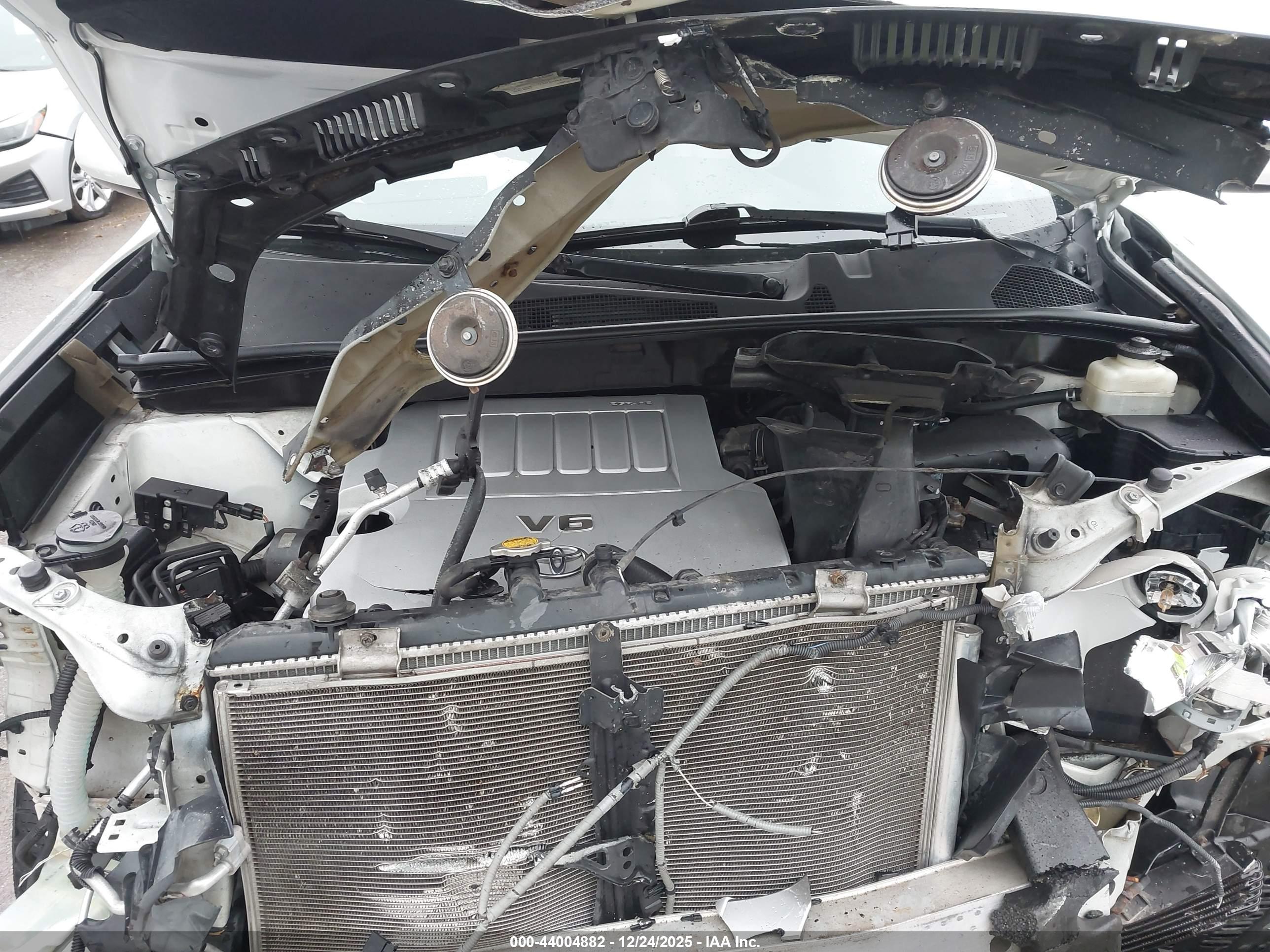 TOYOTA HIGHLANDER image 10