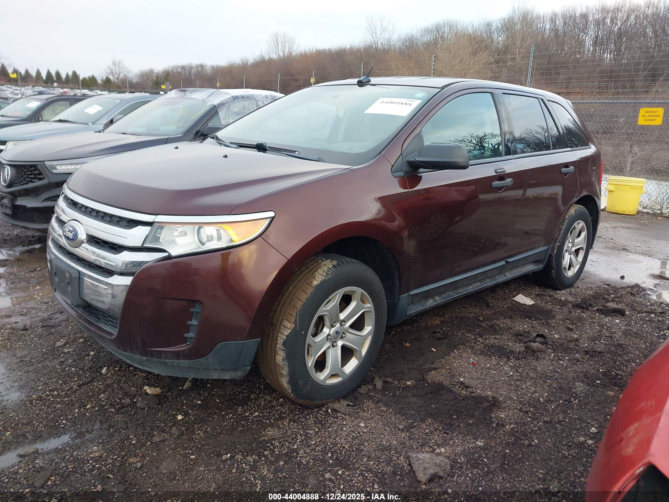 FORD EDGE image 2