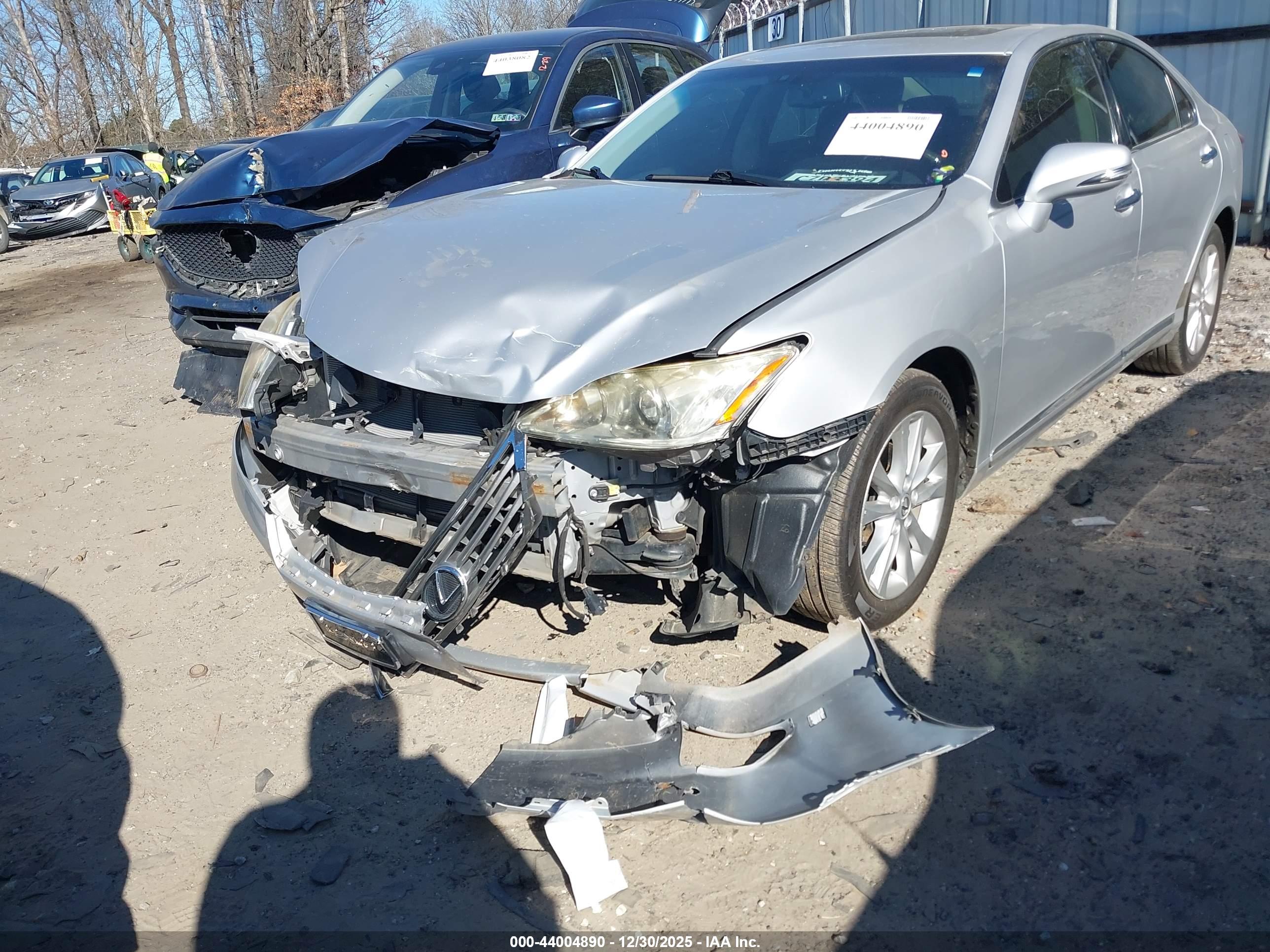 LEXUS ES image 6