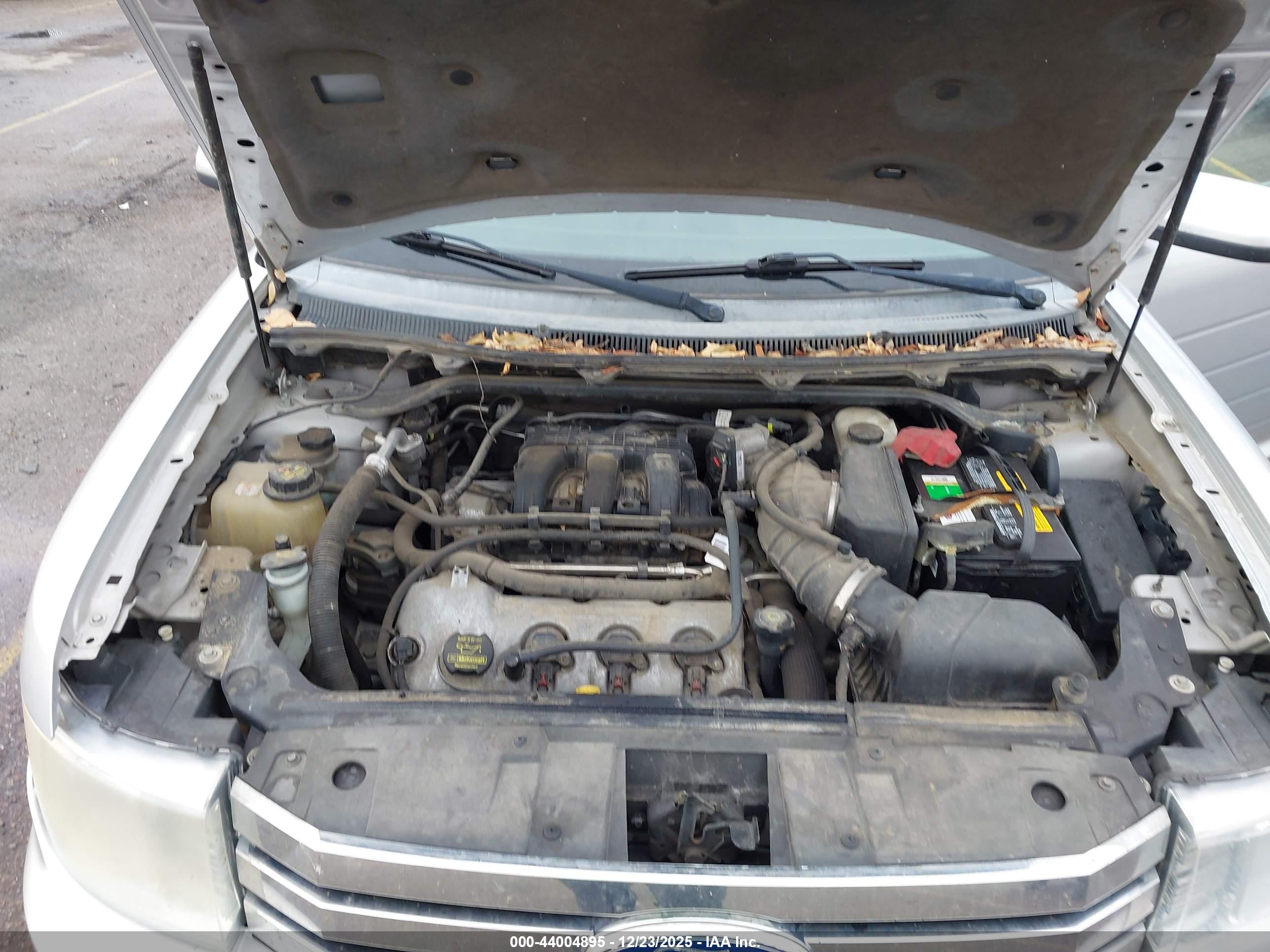 FORD FLEX image 10