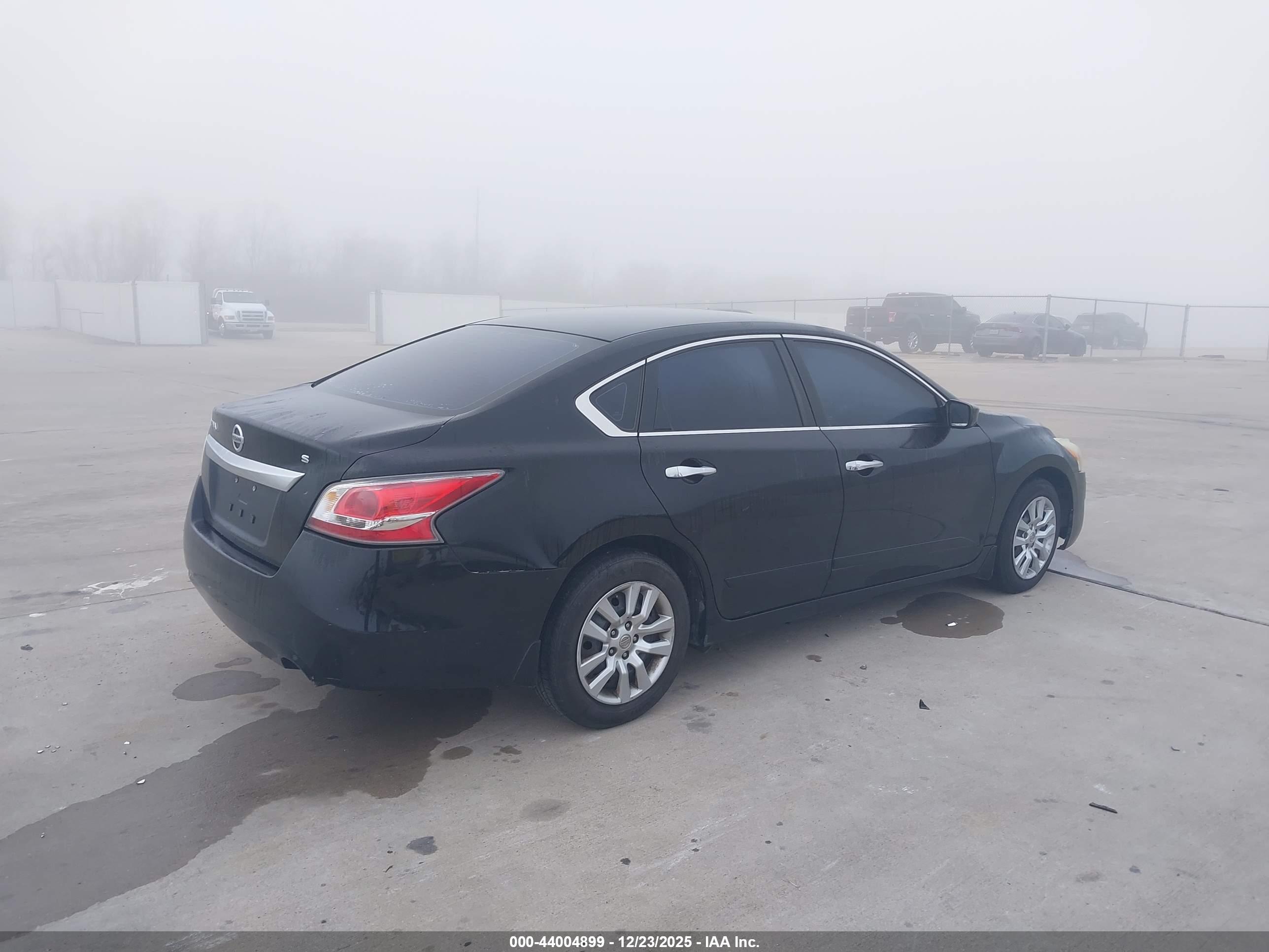 NISSAN ALTIMA image 4